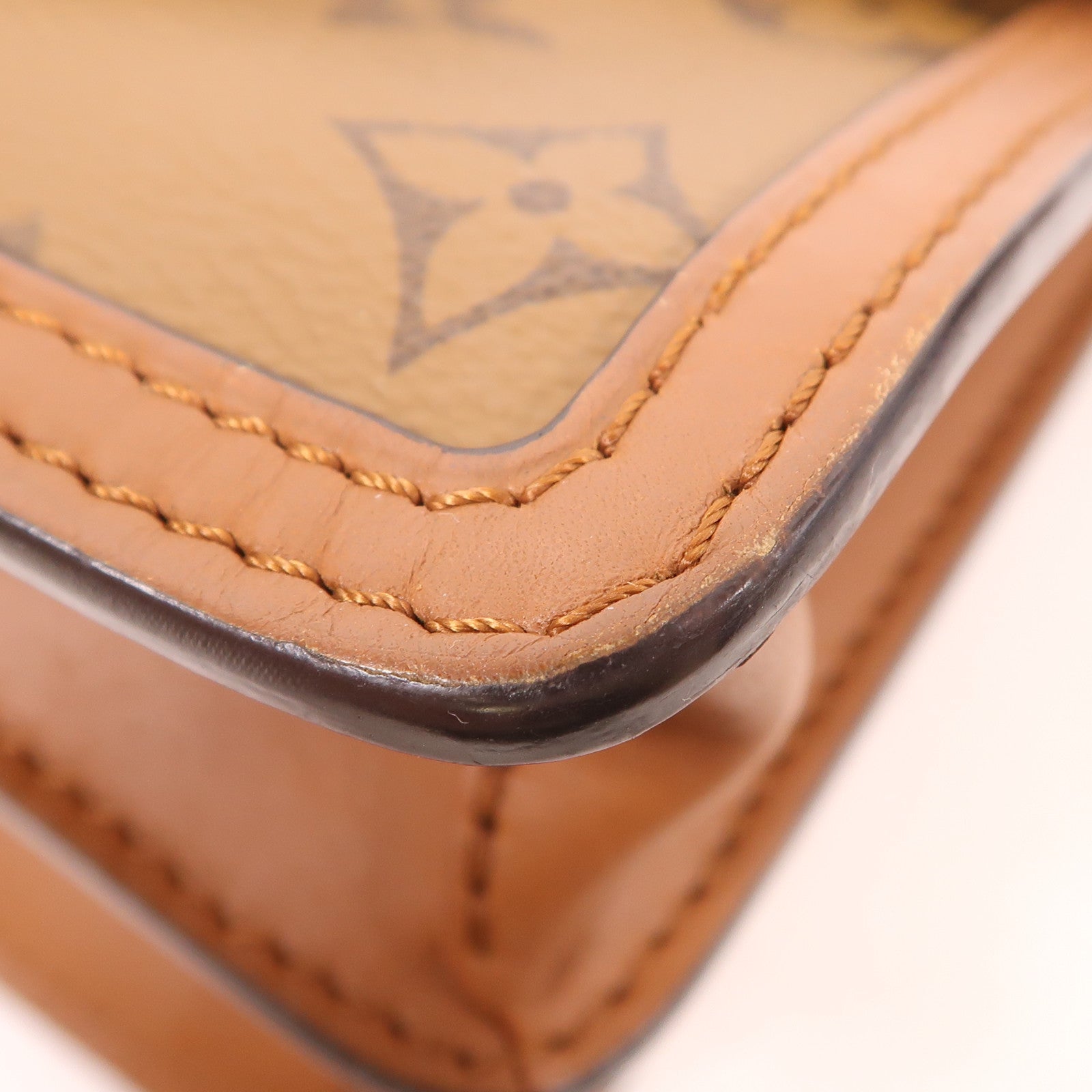 LOUIS VUITTON 【激減優惠】Monogram Reverse Mini Dauphine金扣肩背袋