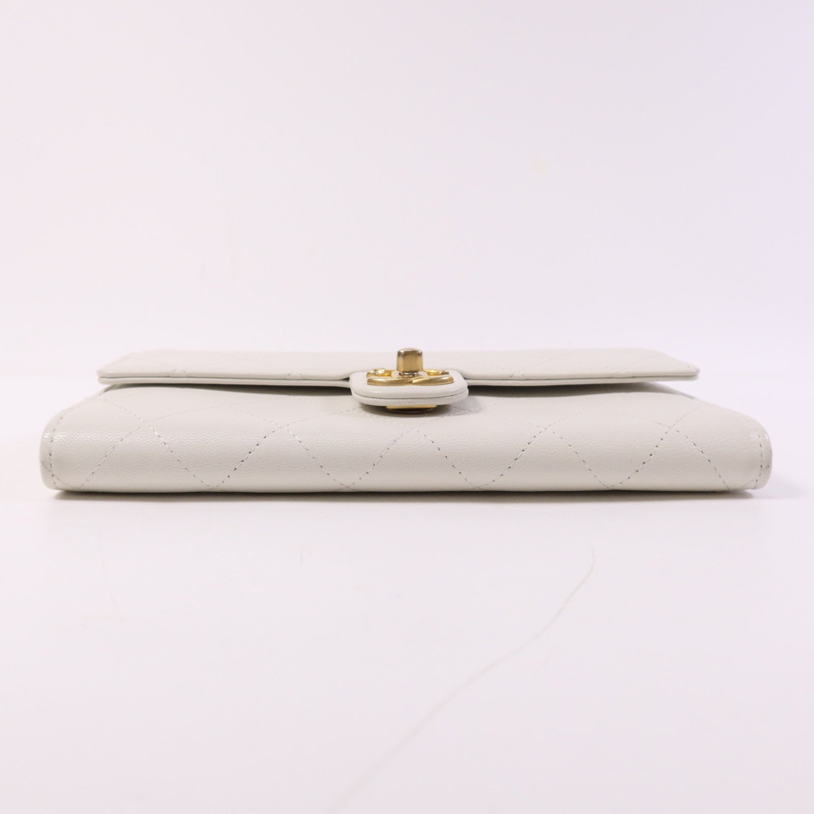 CHANEL 羊皮皮革WOC Wallet On Chain金扣鏈帶肩背袋