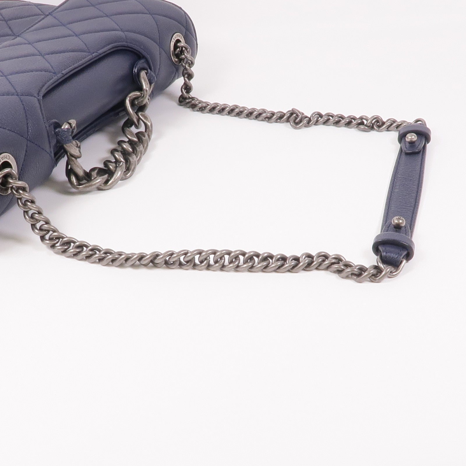 CHANEL 牛皮皮革Chain Shoulder銀扣手挽肩背兩用袋