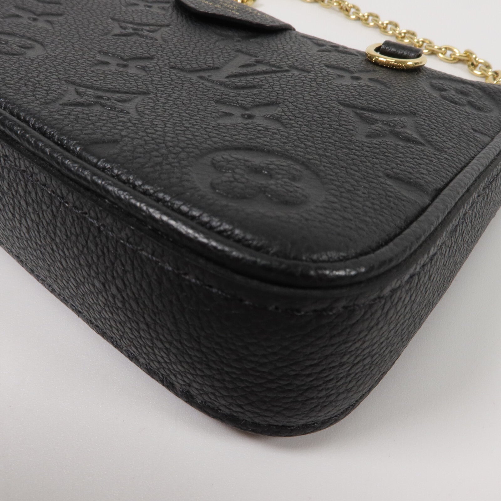 LOUIS VUITTON Monogram Empreinte Easy Pouch On Strap手挽肩背兩用袋