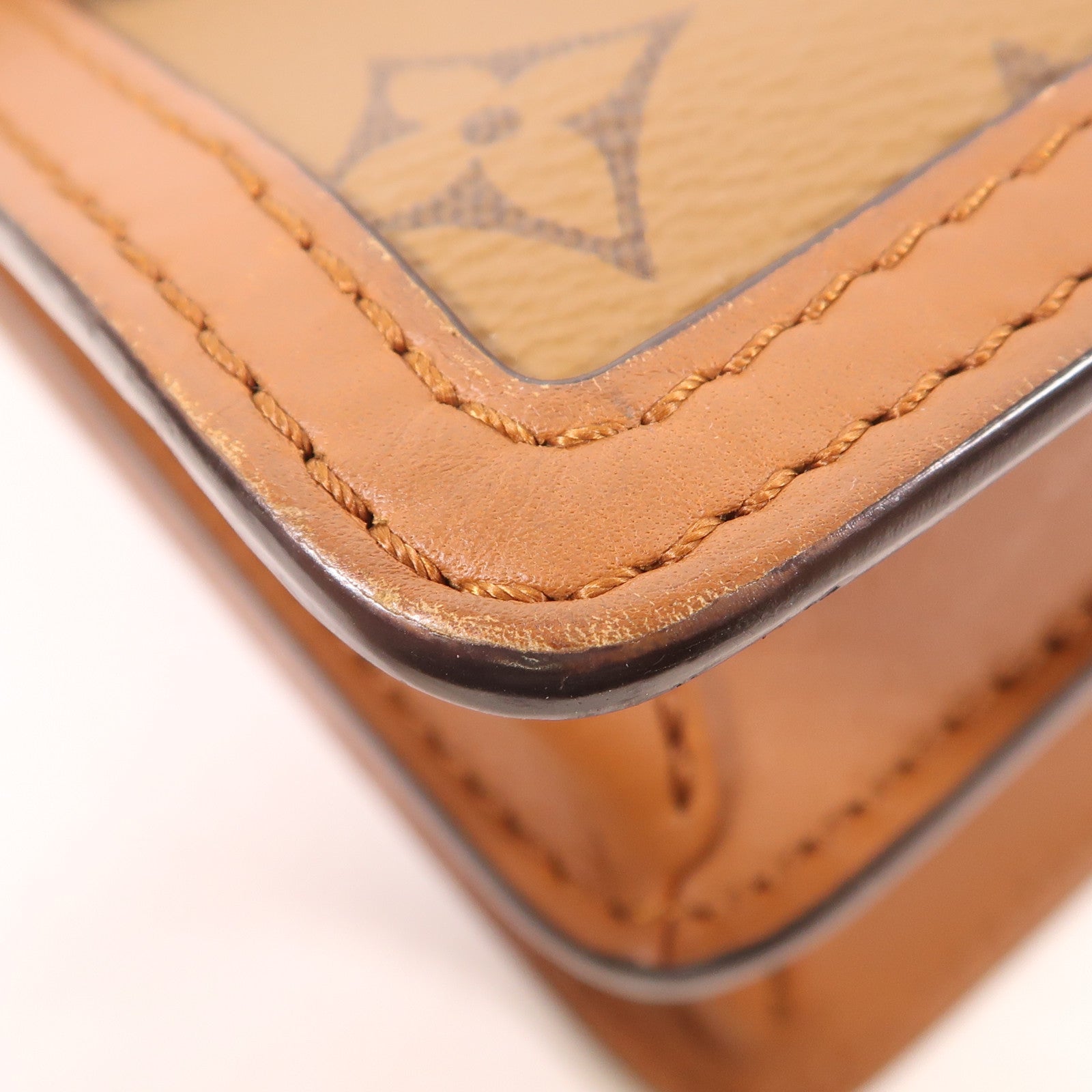 LOUIS VUITTON 【激減優惠】Monogram Reverse Mini Dauphine金扣肩背袋