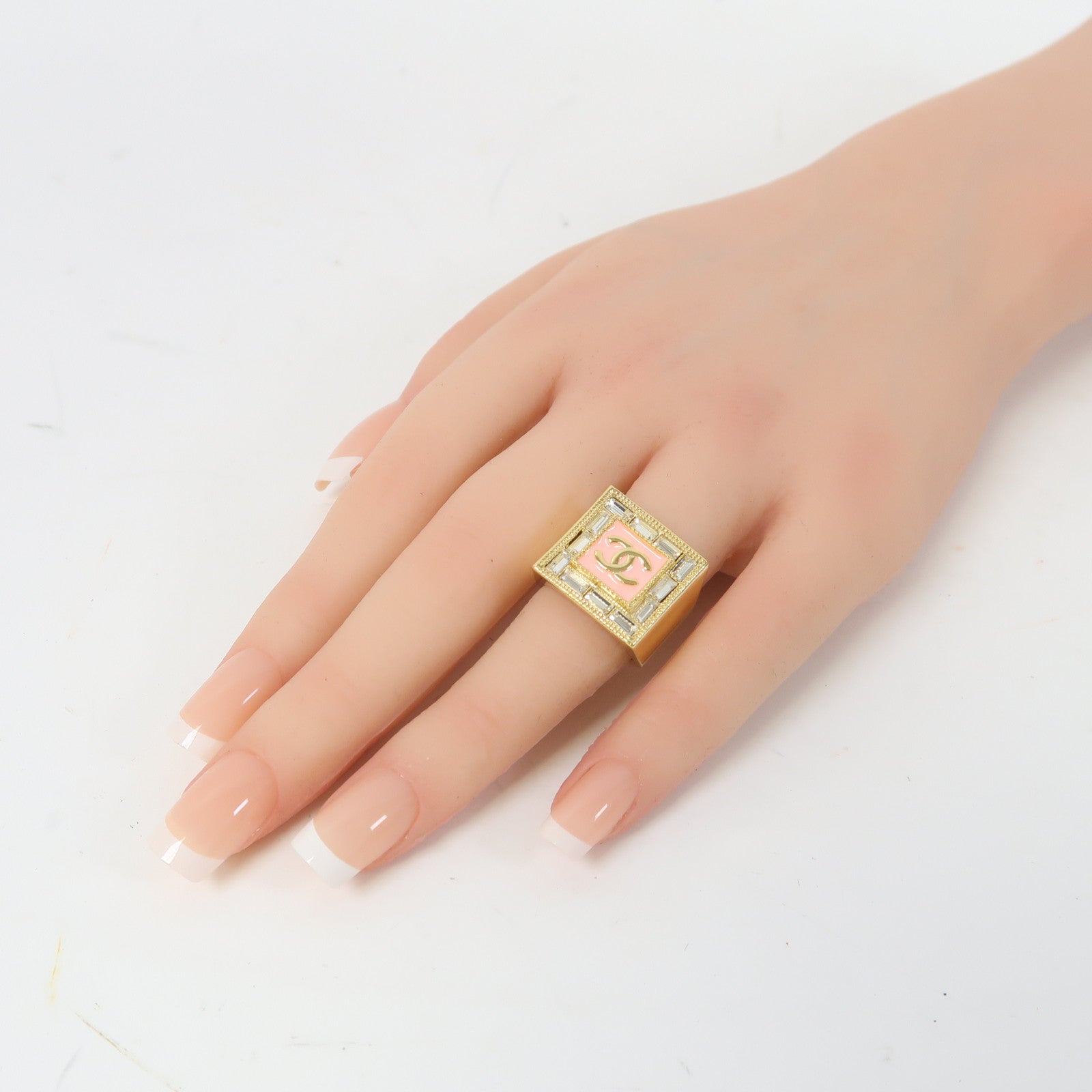 CHANEL 金屬Ring戒指金色/粉紅色US#5.75