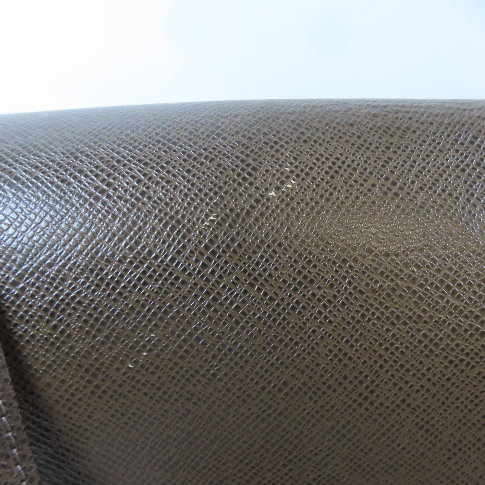 LOUIS VUITTON Taiga Andrei Messenger Bag銀扣肩背袋啡色
