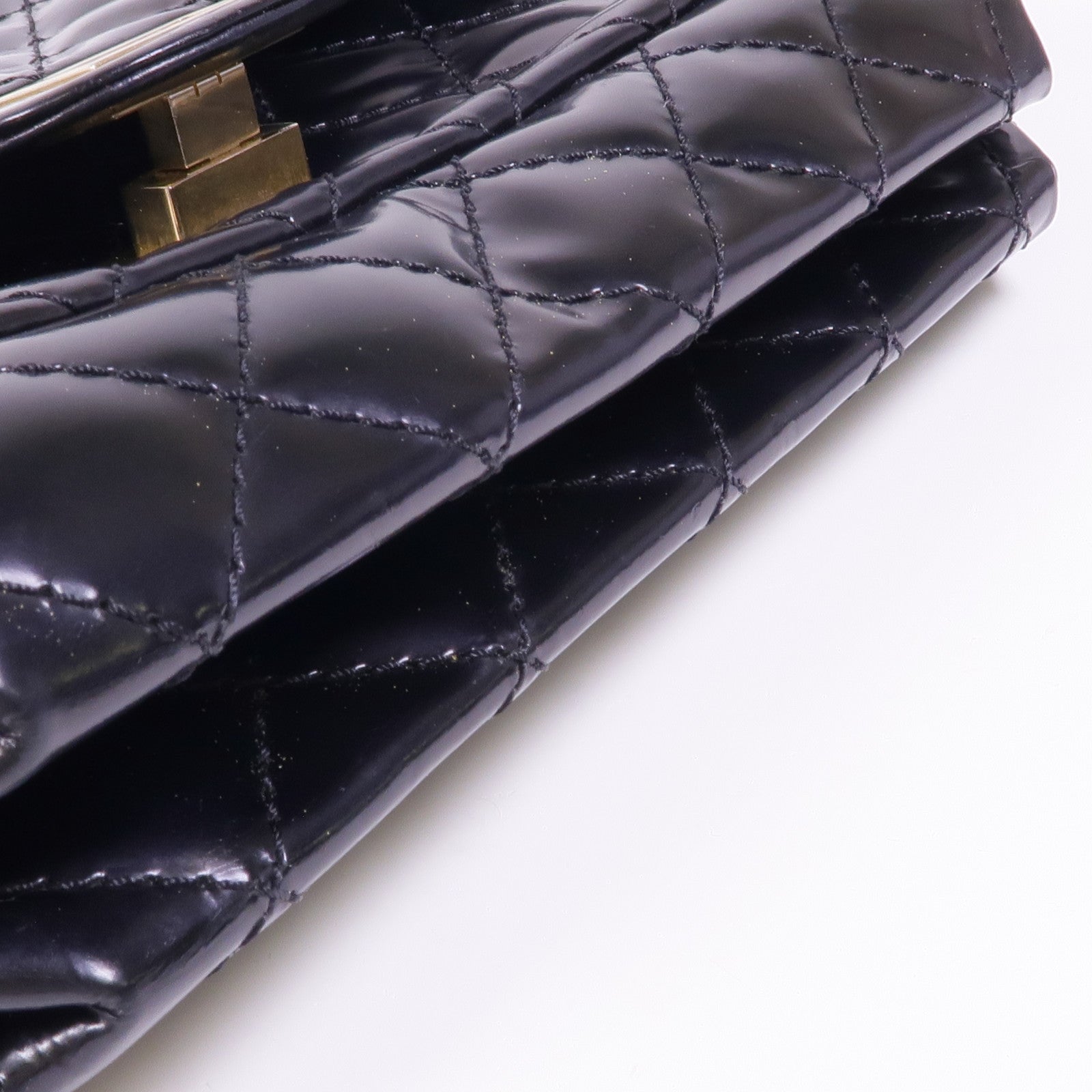 CHANEL 漆皮皮革Chain Shoulder金扣鏈帶肩背袋