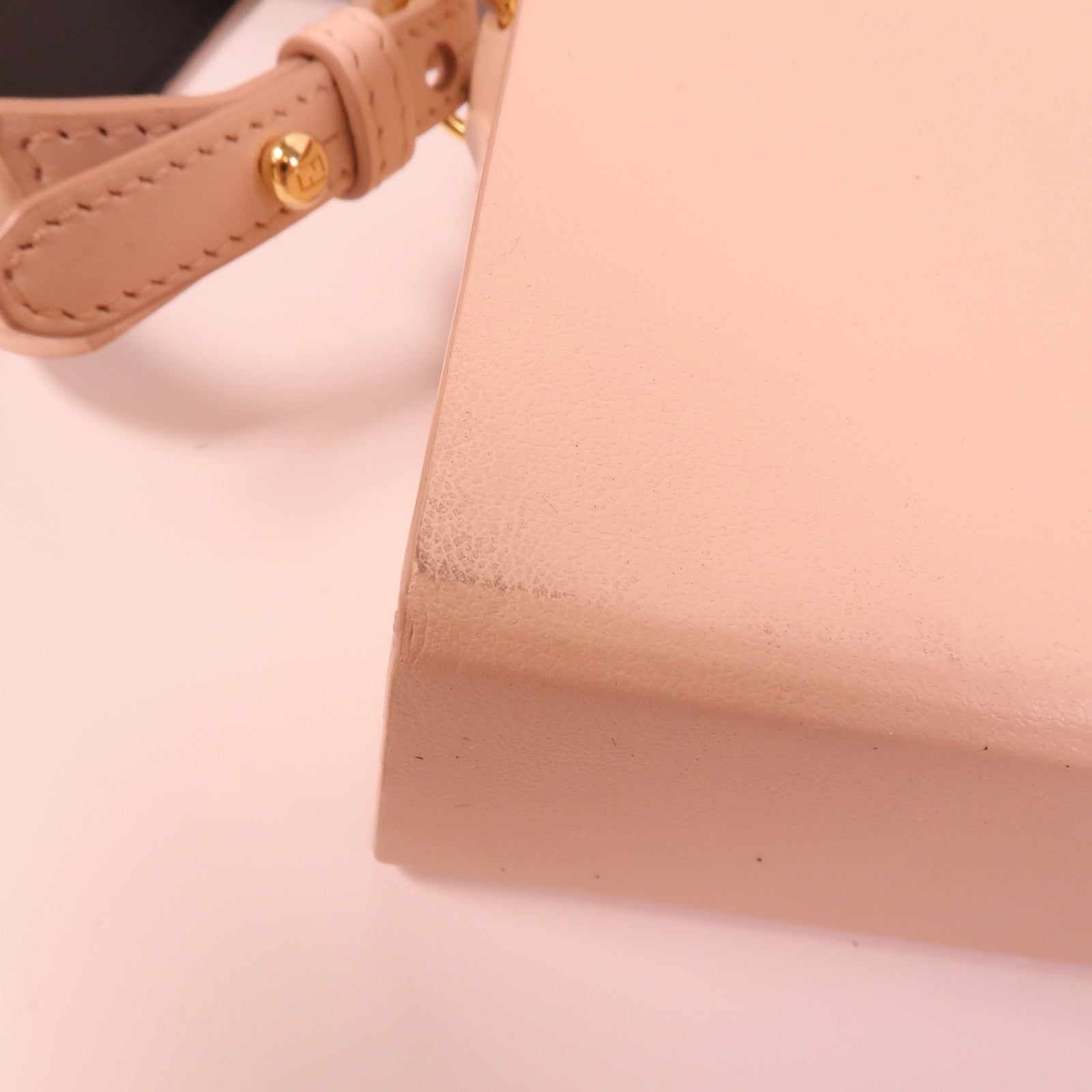 FENDI 牛皮皮革Horizontal Box Bag肩背袋