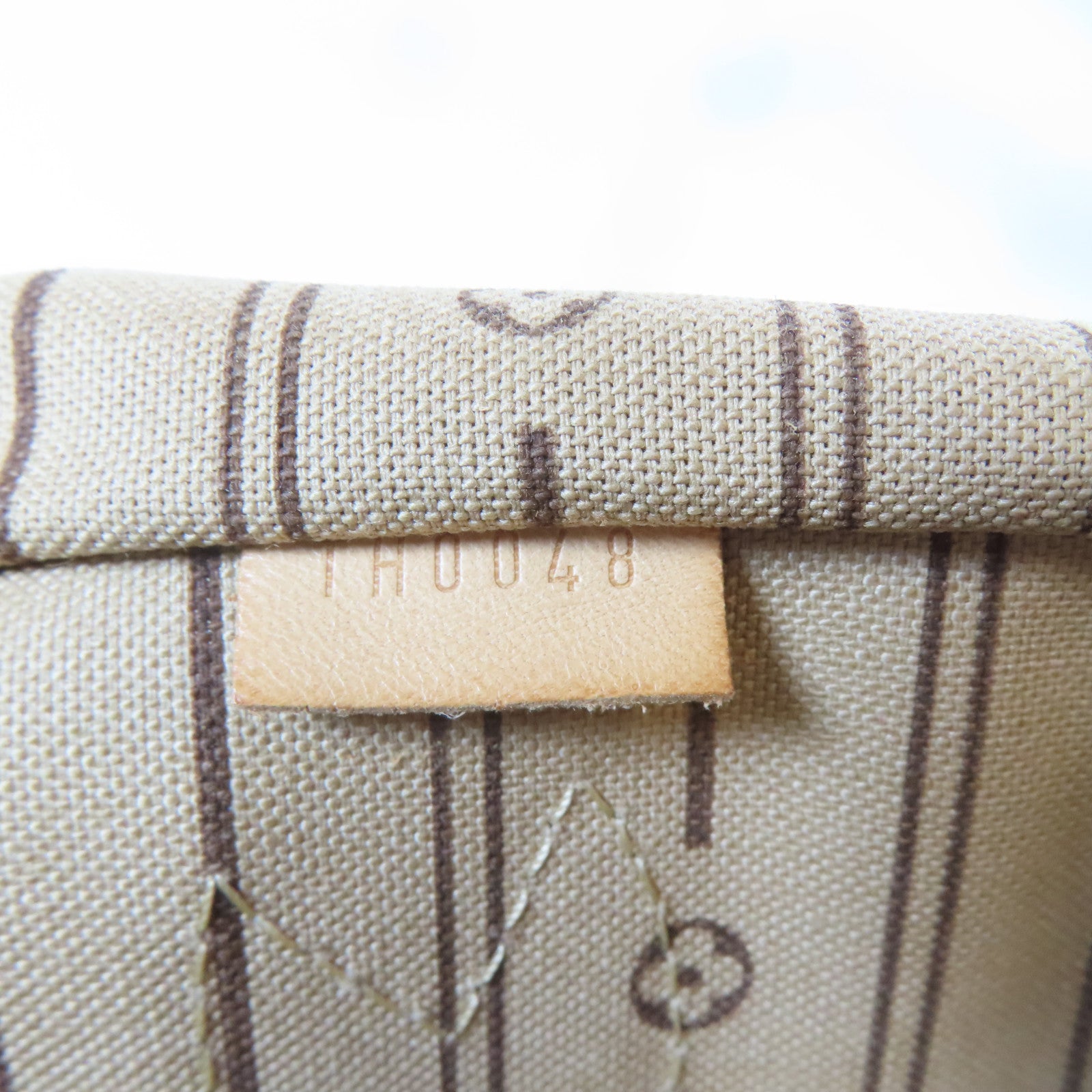 LOUIS VUITTON Monogram Neverfull PM金扣手挽袋啡色