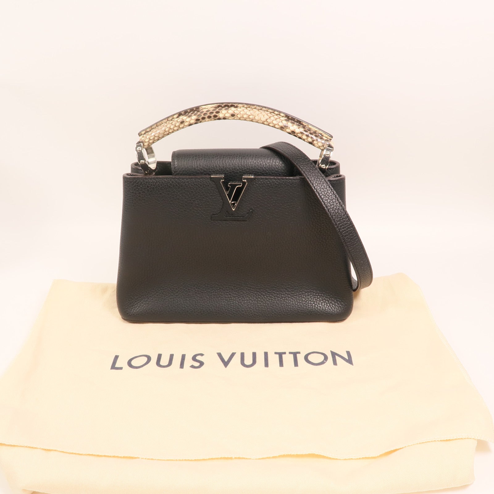 LOUIS VUITTON Taurillon/蛇皮皮革Capucines BB銀扣手挽肩背兩用袋