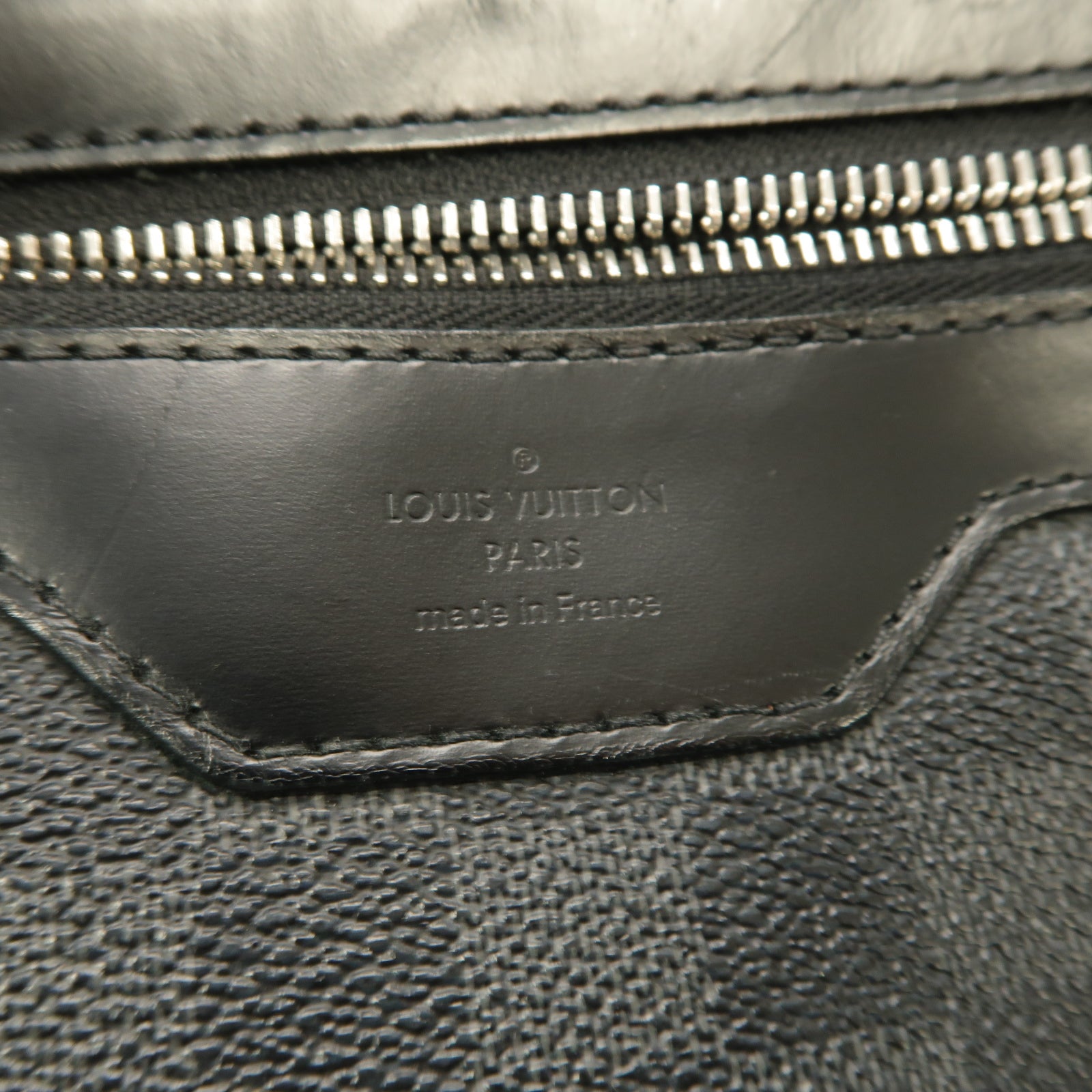 LOUIS VUITTON 【激減優惠】Damier Graphite Daniel MM銀扣肩背袋黑色