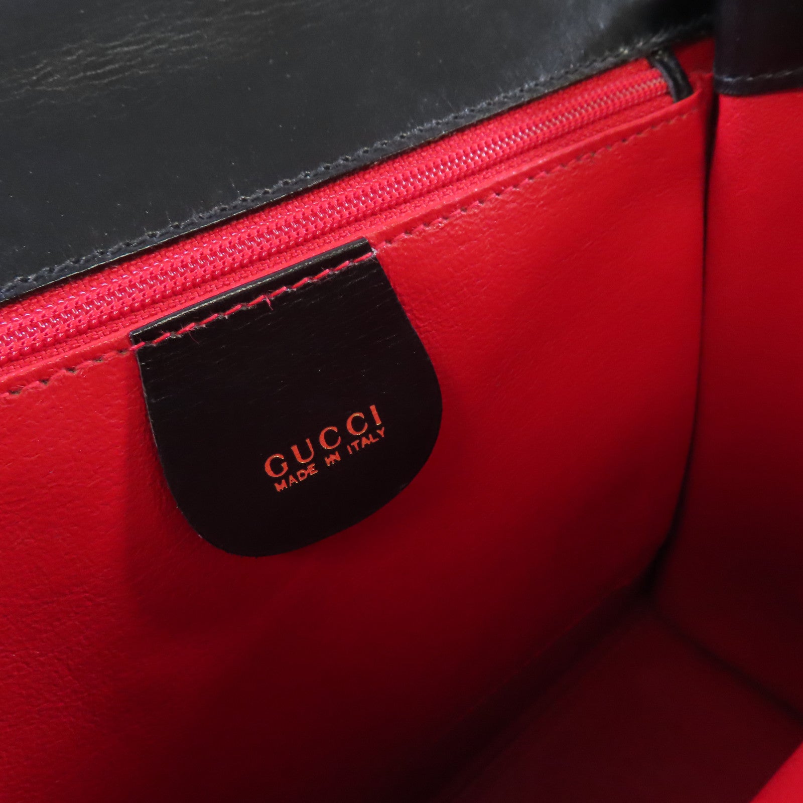 GUCCI 牛皮皮革Vintage Lady Lock Hand Bag金扣手挽袋黑色