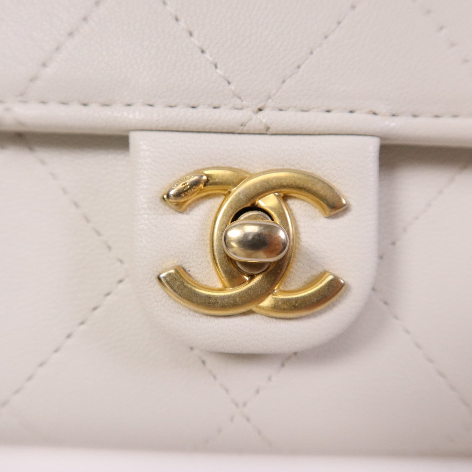 CHANEL 羊皮皮革WOC Wallet On Chain金扣鏈帶肩背袋