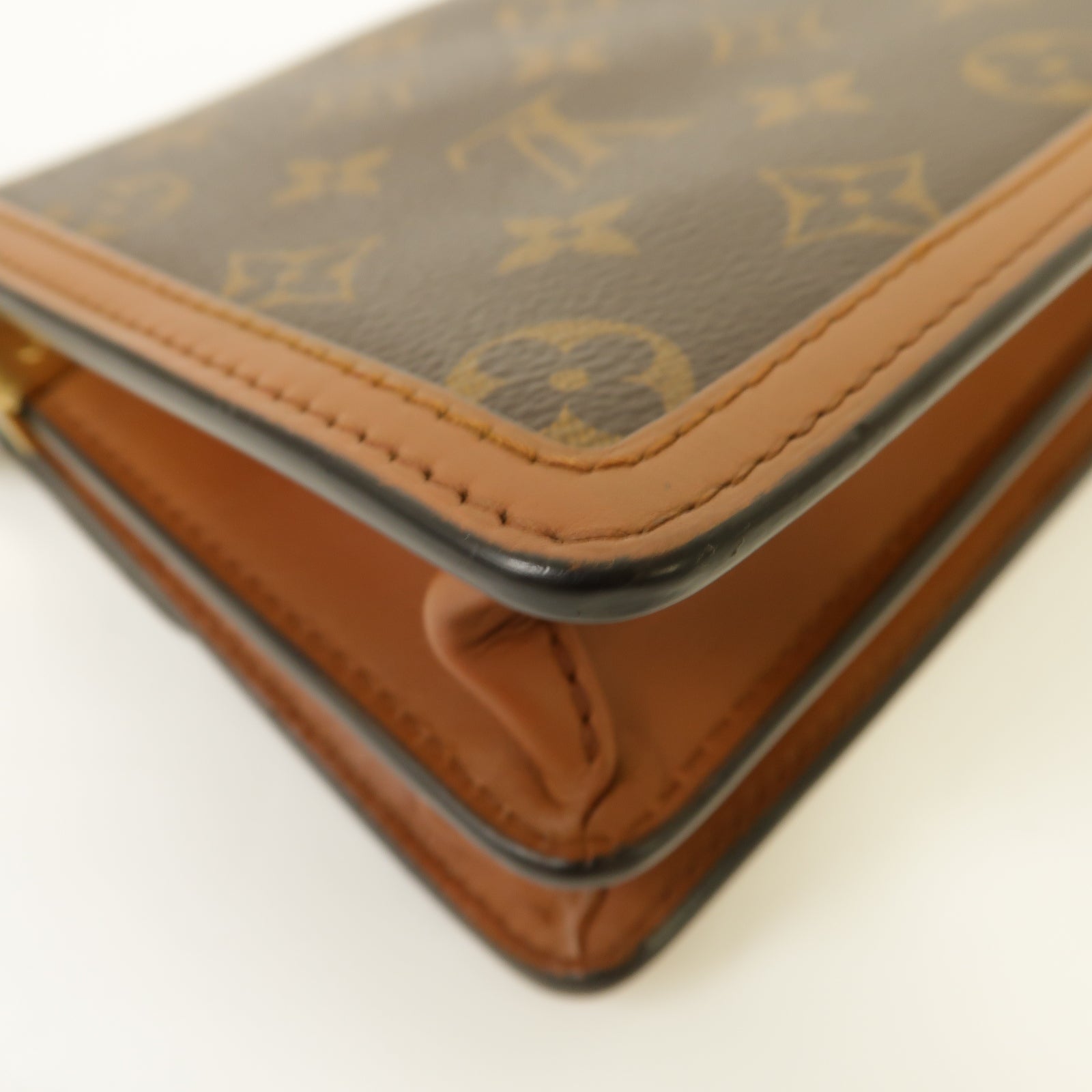 LOUIS VUITTON 【激減優惠】Monogram Reverse Mini Dauphine金扣肩背袋棕色