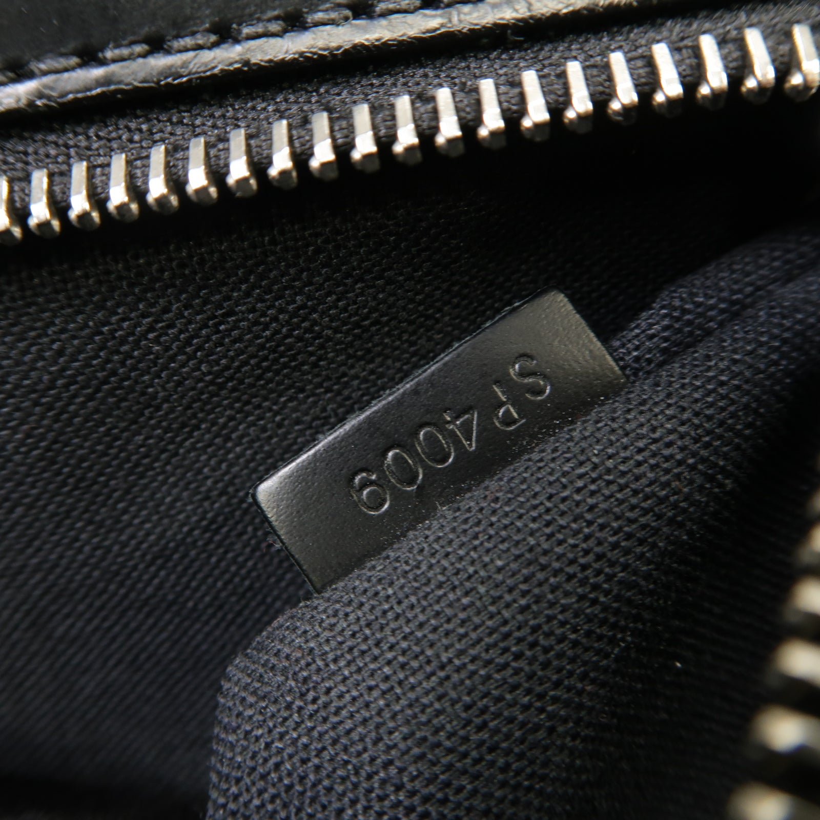 LOUIS VUITTON 【激減優惠】Damier Graphite Daniel MM銀扣肩背袋黑色