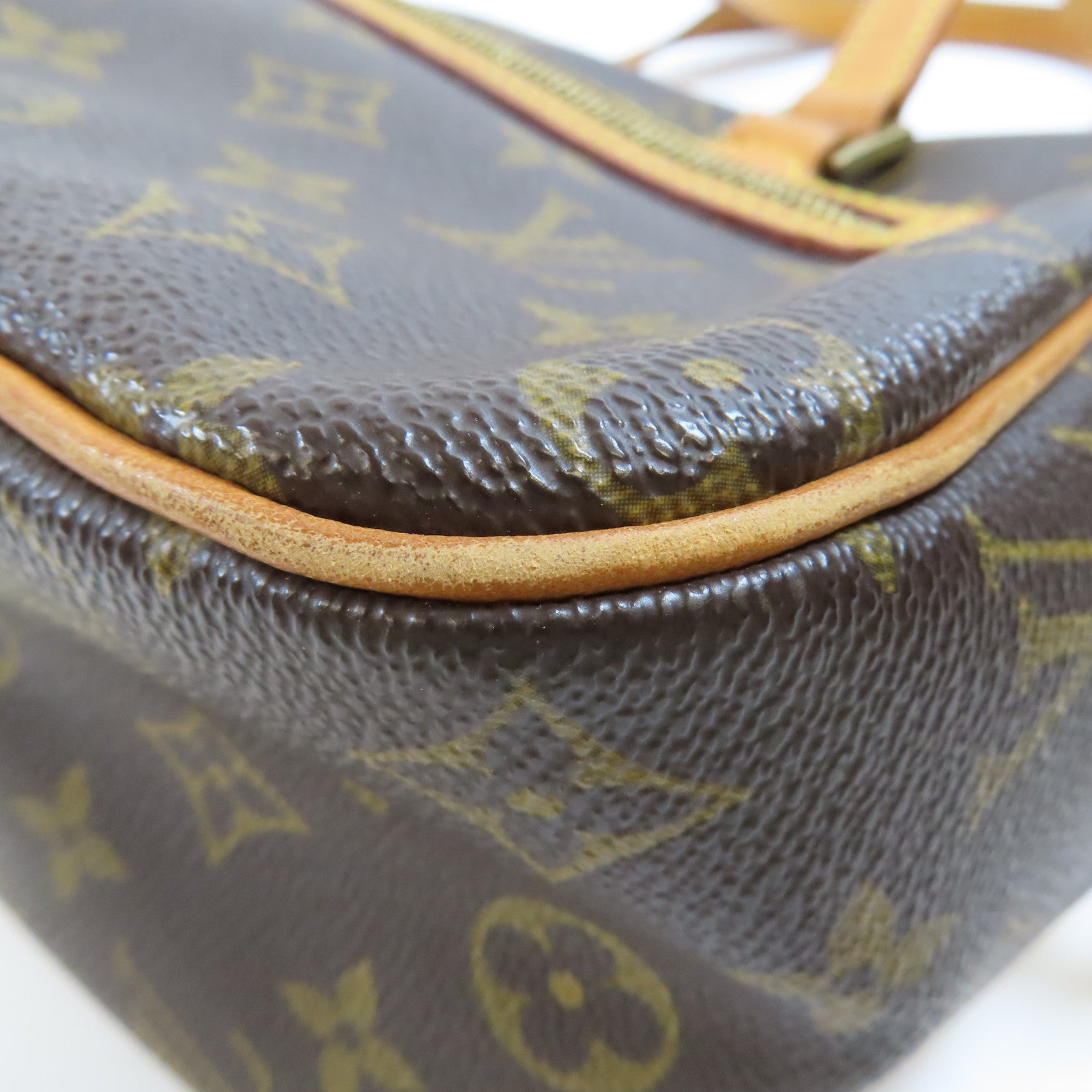 LOUIS VUITTON Monogram Cite金扣肩背袋棕色