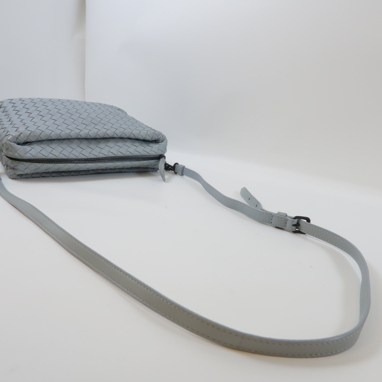 BOTTEGA VENETA 織紋羊皮皮革Shoulder Bag肩背袋藍色