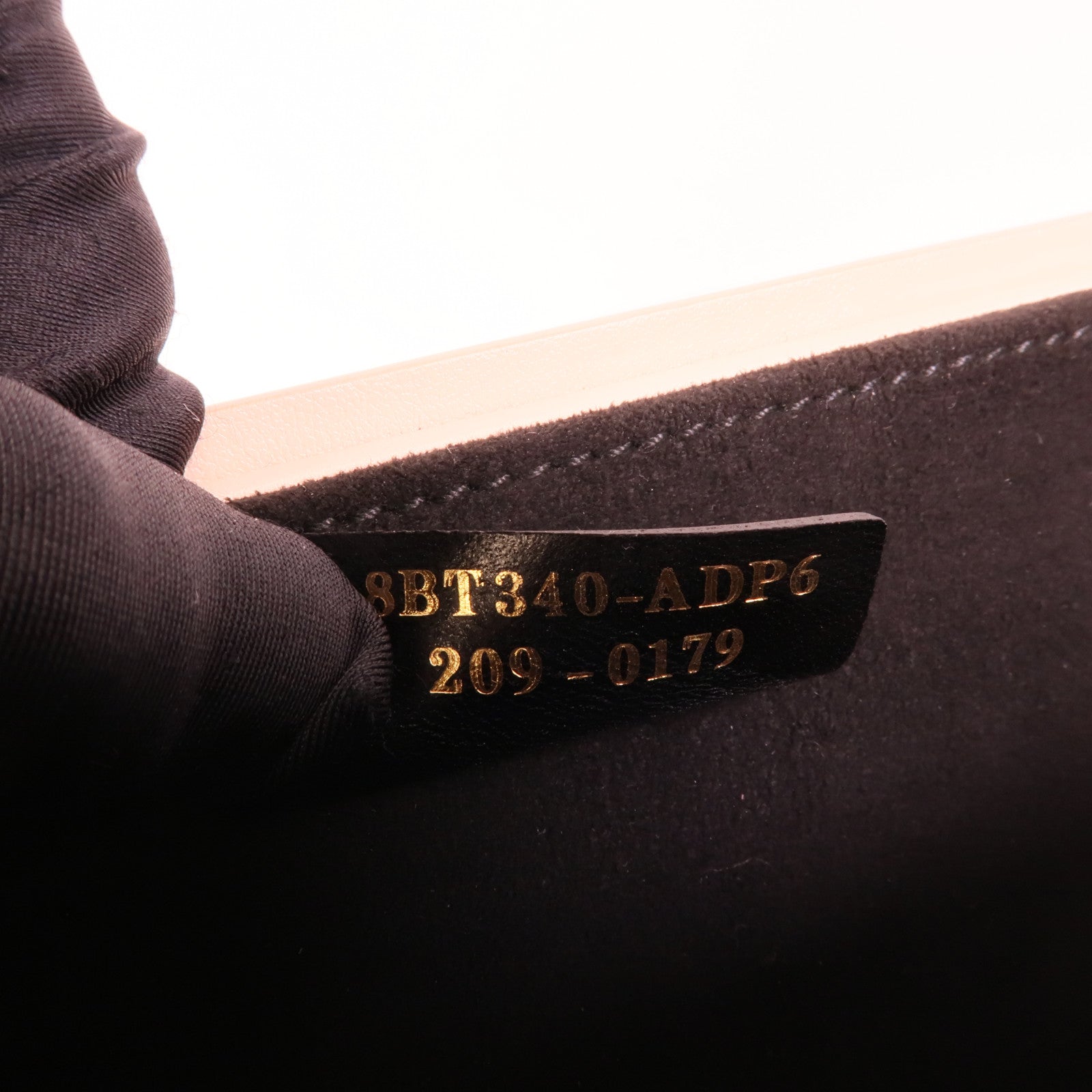 FENDI 牛皮皮革Horizontal Box Bag肩背袋