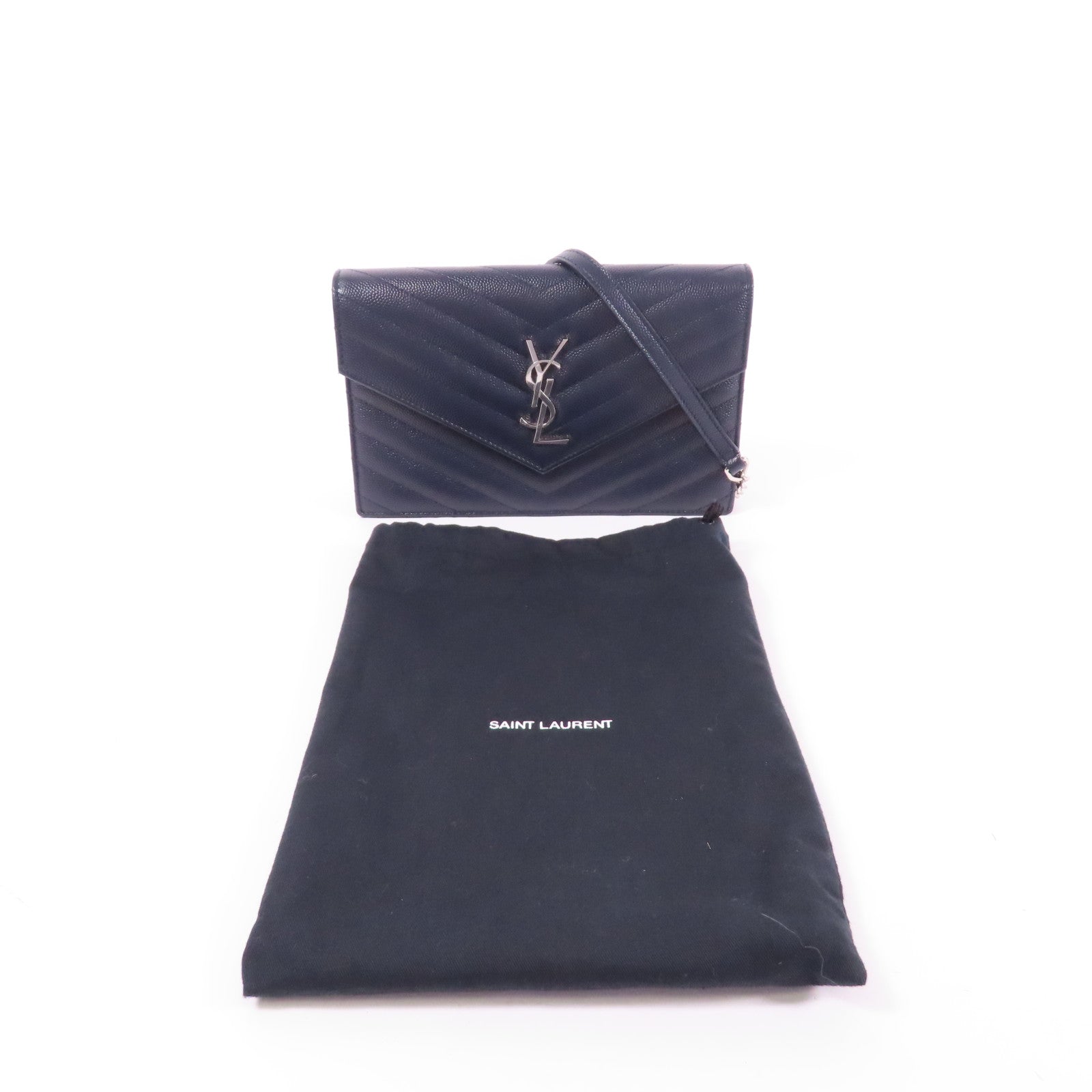 YVES SAINT LAURENT 牛皮皮革Cassandre銀扣鏈帶肩背袋
