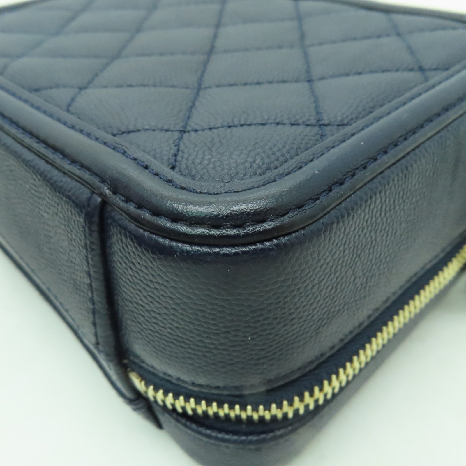 CHANEL **【激減優惠】菱格牛皮皮革Vanity Case金扣手挽肩背兩用袋藍色