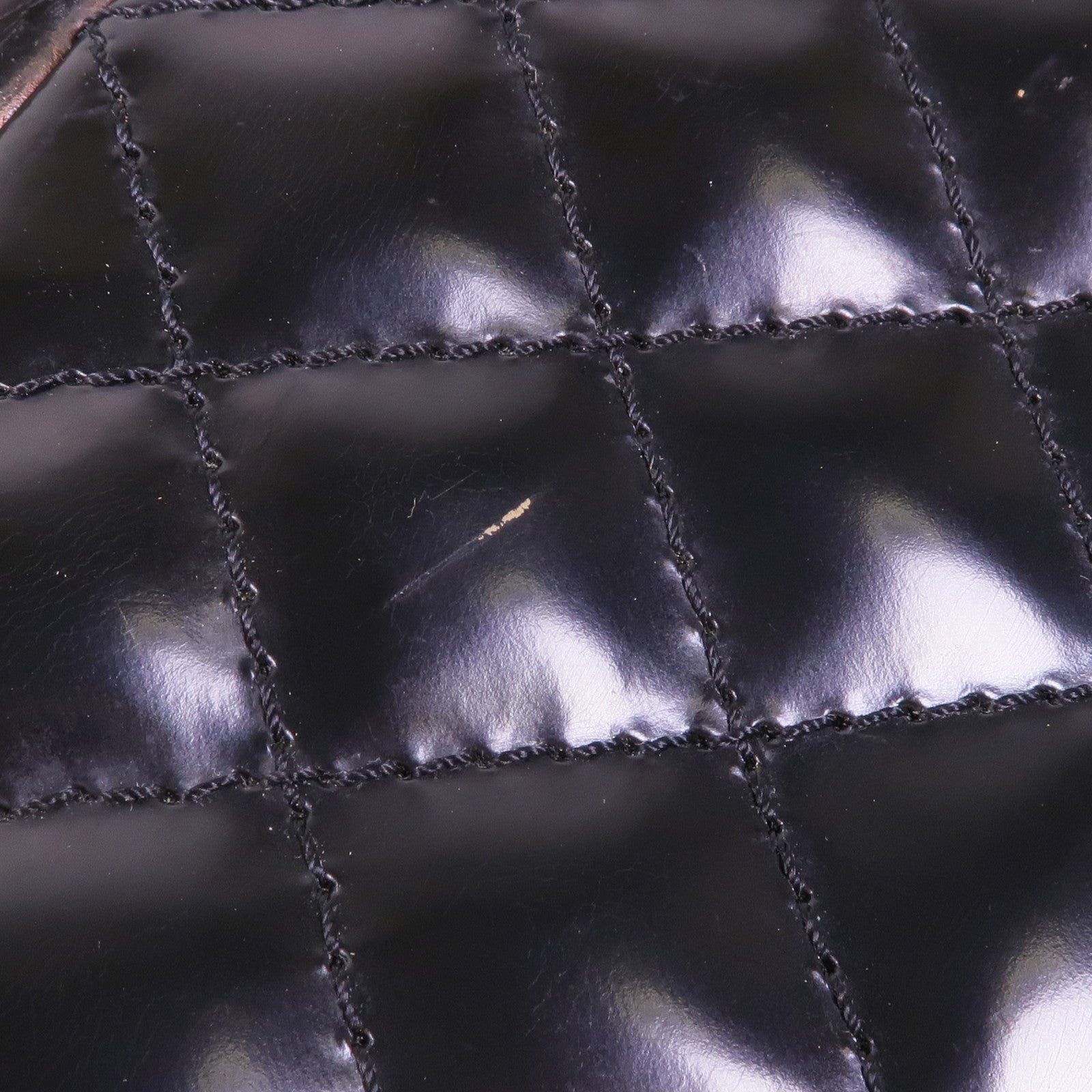 CHANEL 漆皮皮革Chain Shoulder金扣鏈帶肩背袋