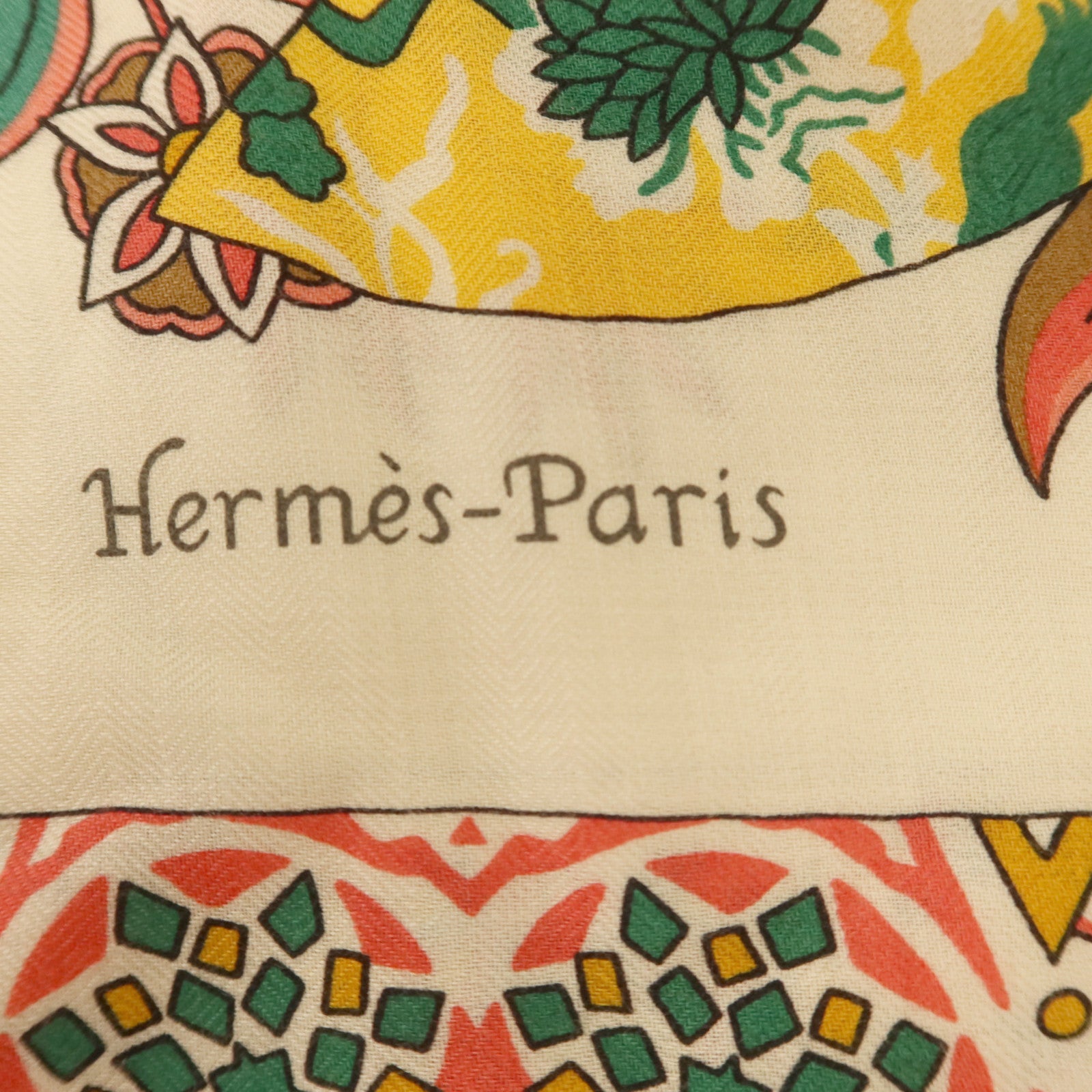 HERMES 羊毛/絲質Giant Triangle Scarf 208x99絲巾