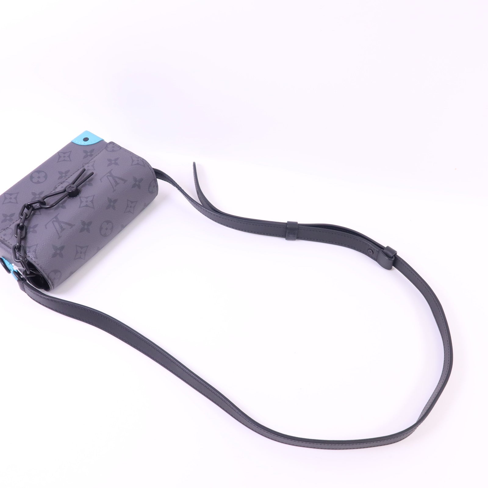 LOUIS VUITTON Monogram Eclipse Reverse Steamer Wearable Wallet肩背袋