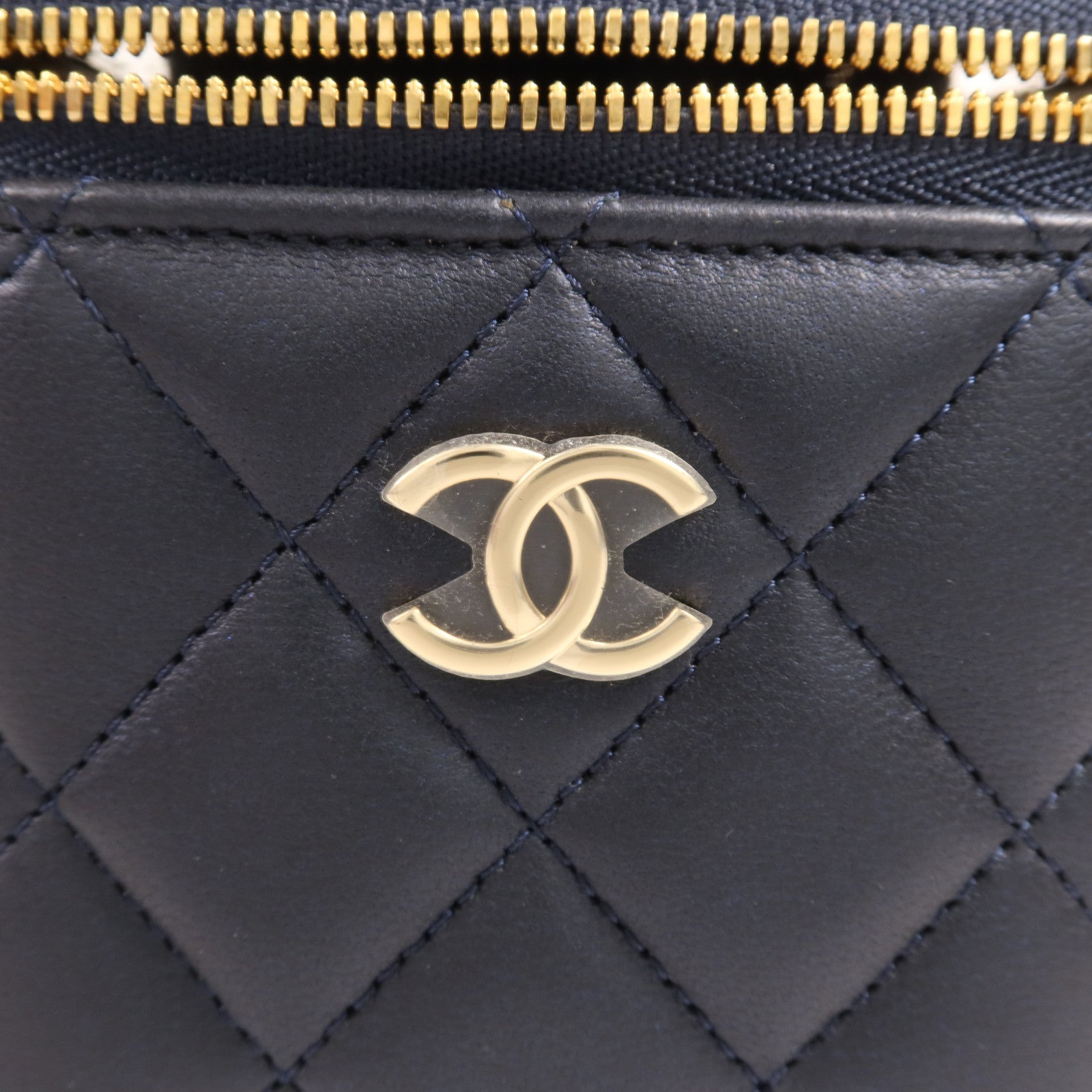 CHANEL 羊皮皮革Vanity Case金扣手挽肩背兩用袋