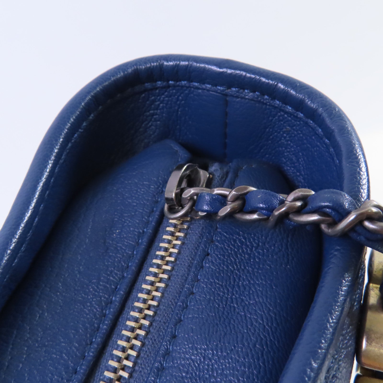 CHANEL 【激減優惠】菱格羊皮皮革Gabrielle MM Chain Shoulder Bag金扣鏈帶肩背袋藍色
