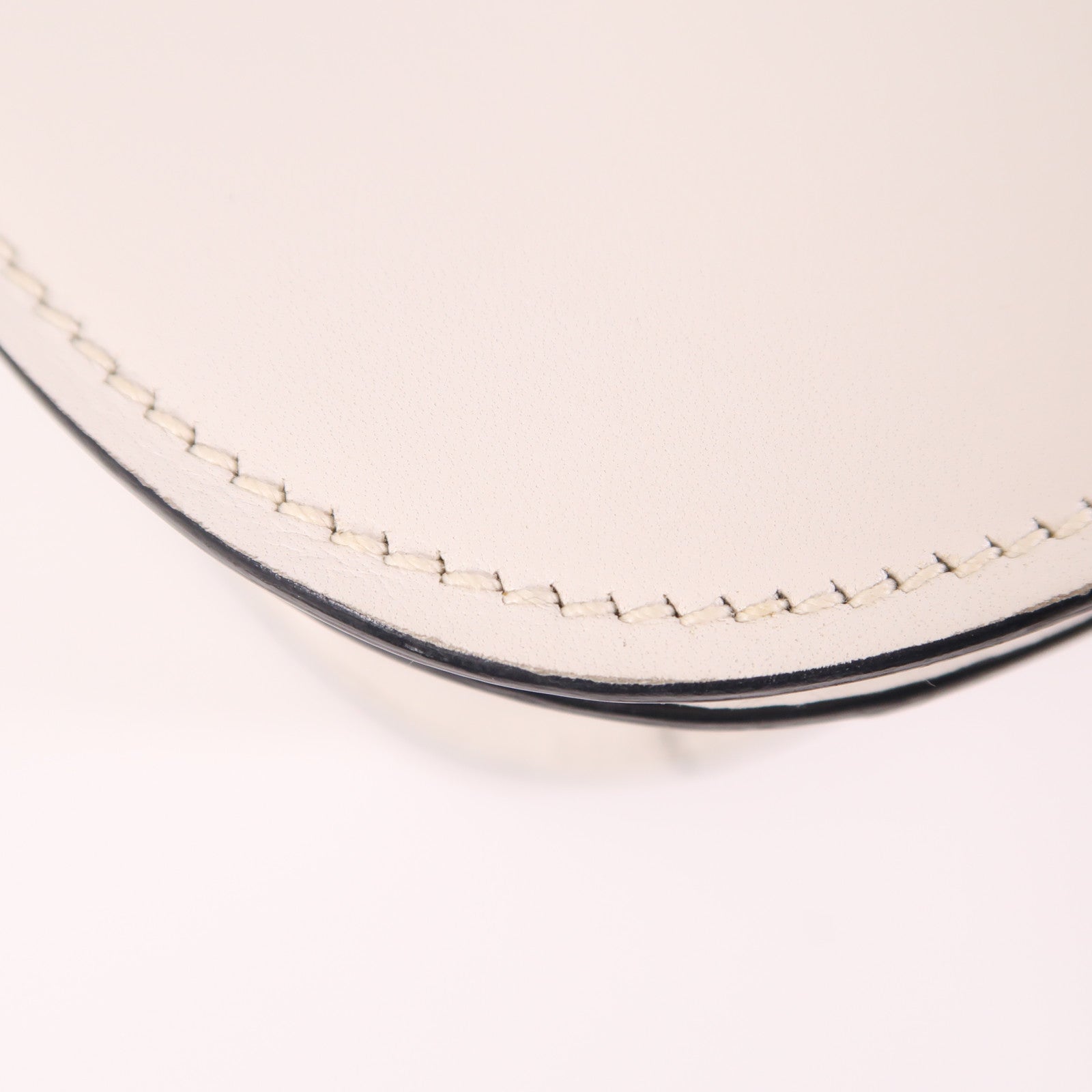 PRADA 牛皮皮革City Shoulder Bag金扣肩背袋