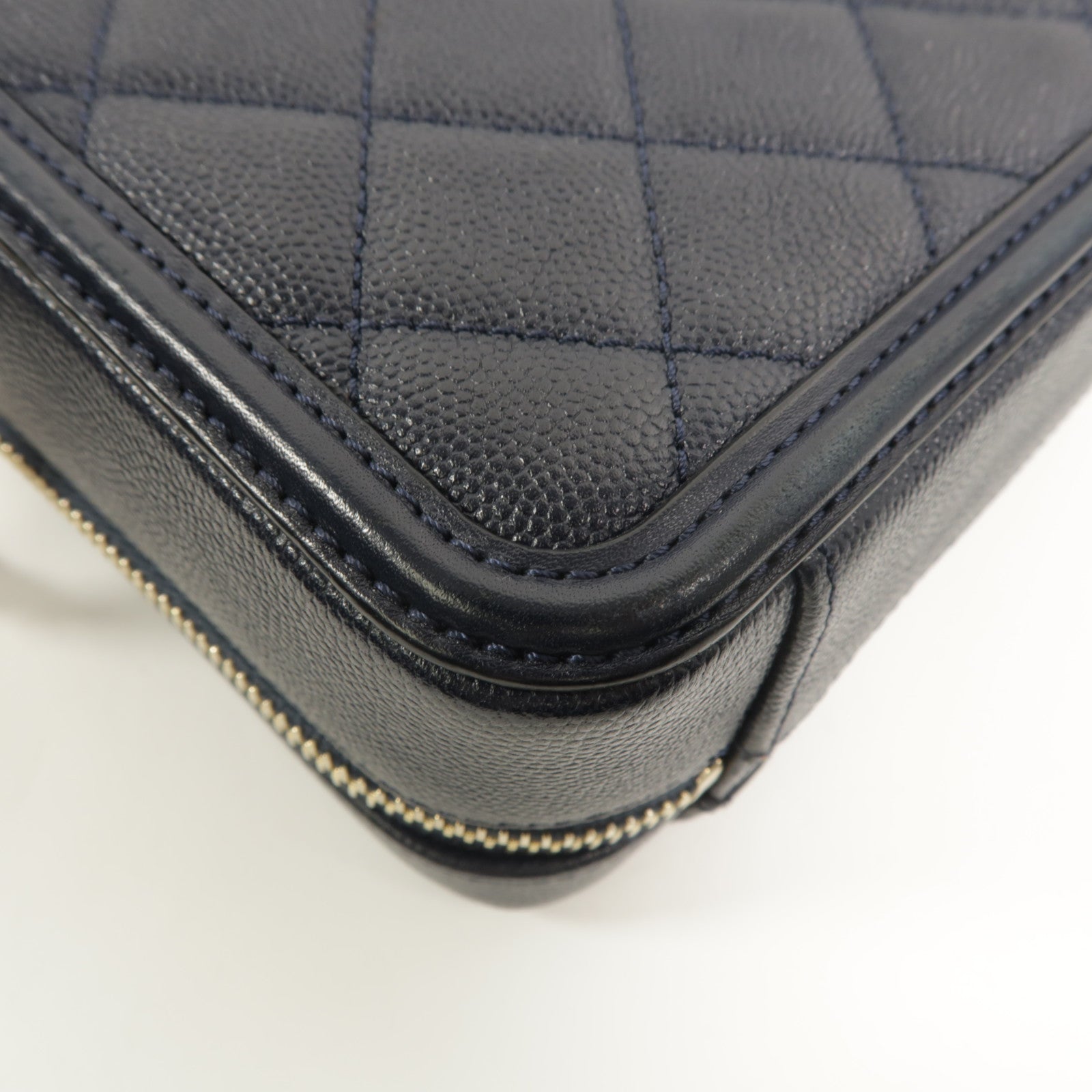 CHANEL 牛皮皮革Vanty Case Small鏈帶肩背袋