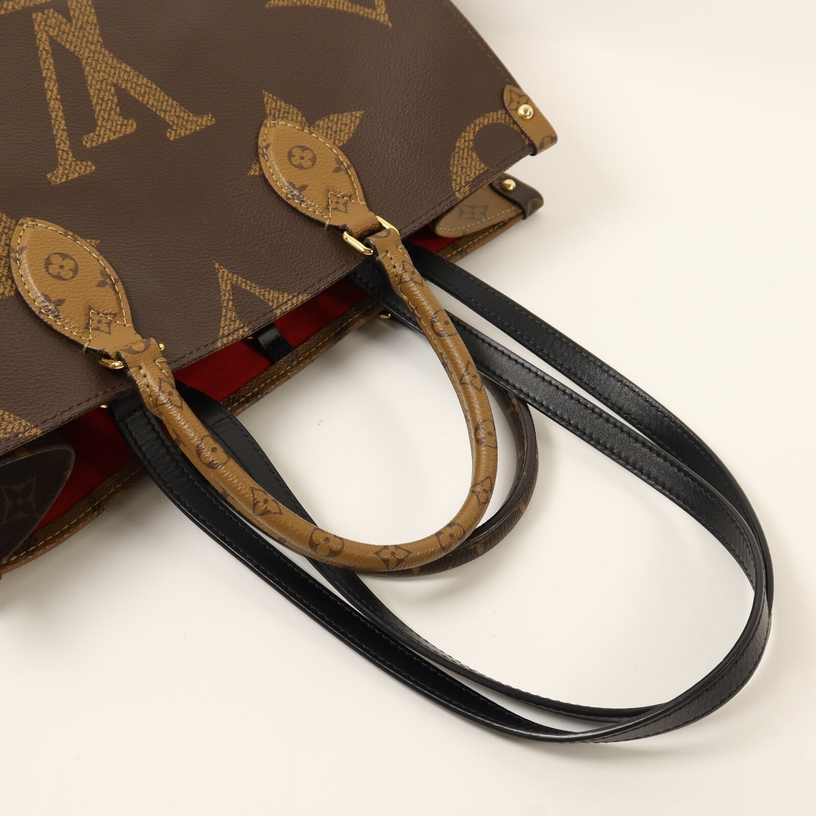 LOUIS VUITTON Monogram Giant/Monogram Reverse On The Go MM金扣手挽肩背兩用袋