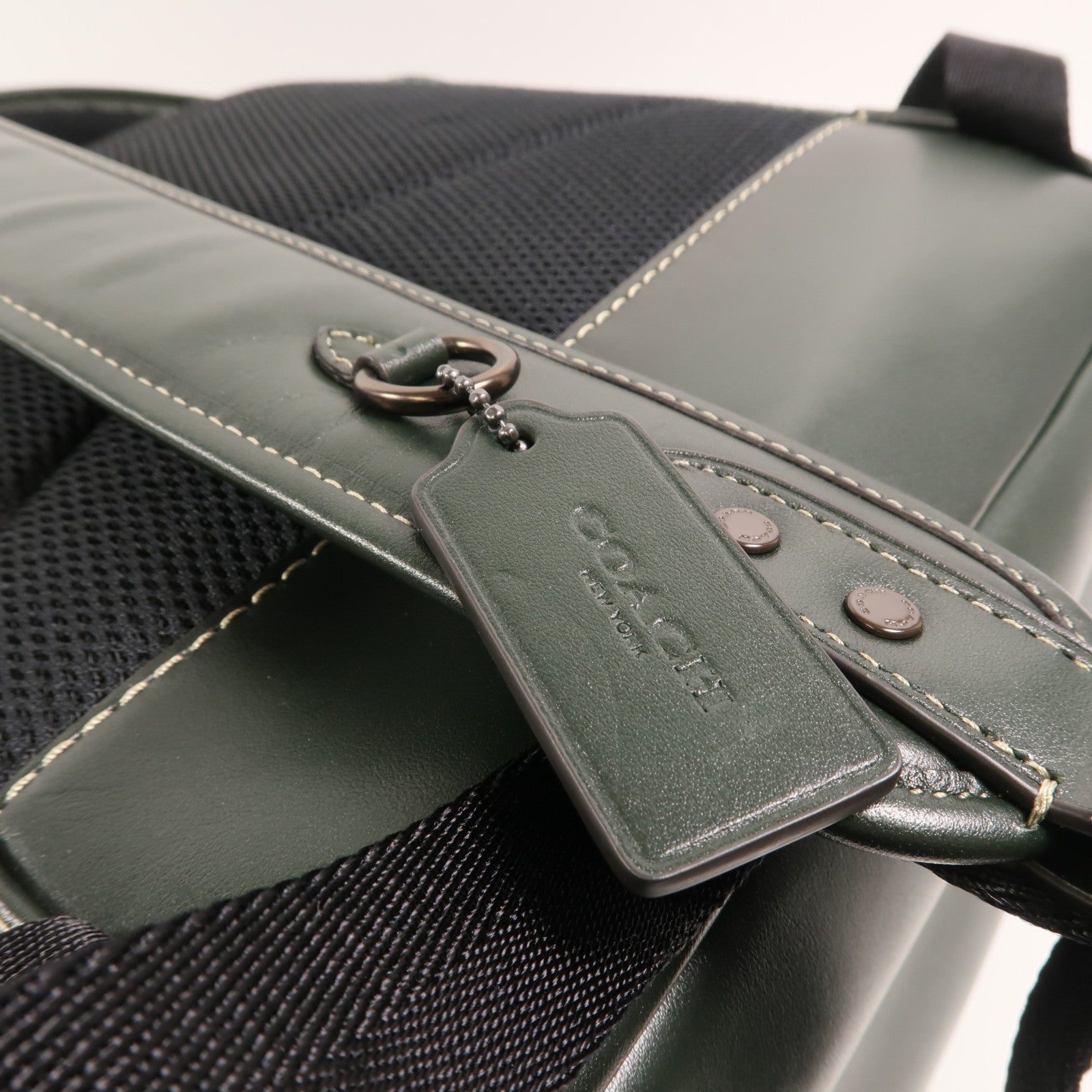 COACH 帆布Hitch Backpack背包