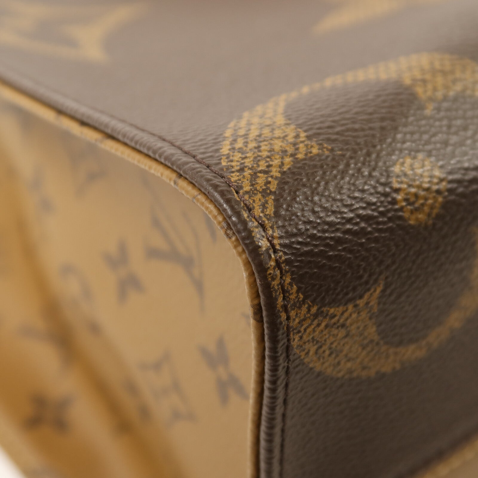 LOUIS VUITTON Monogram Giant/Monogram Reverse On The Go MM金扣手挽肩背兩用袋