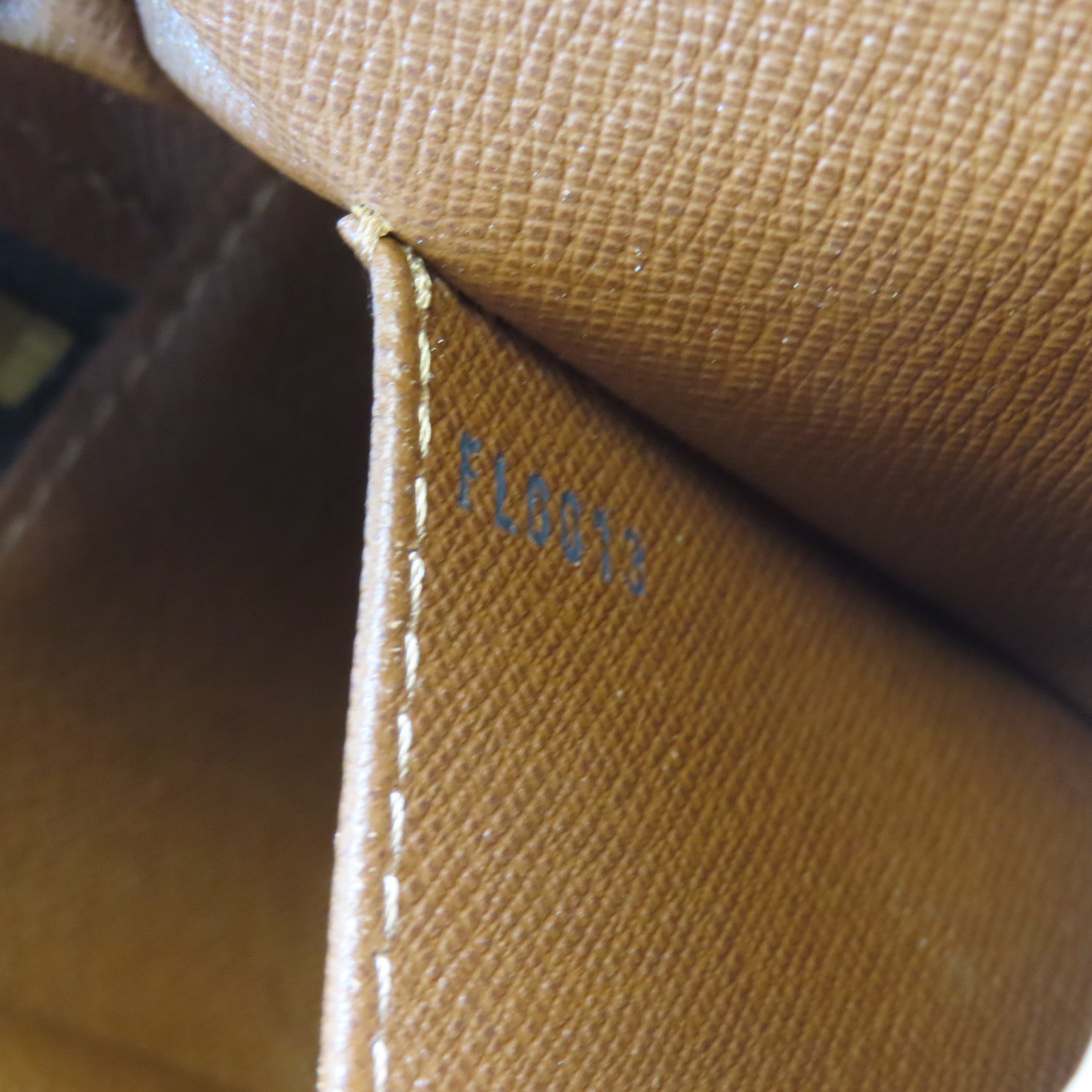 LOUIS VUITTON Monogram Cite金扣肩背袋棕色