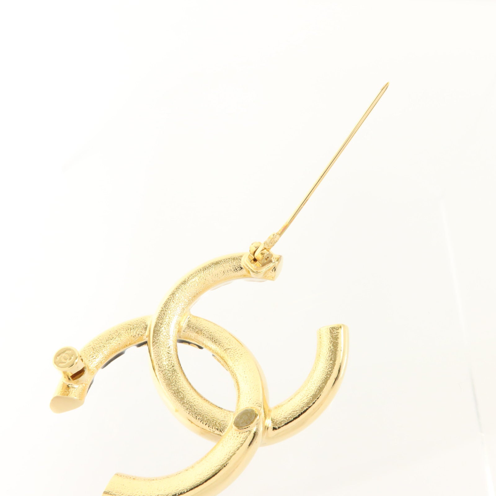 CHANEL 金屬/琺瑯Prendedor Maca Brooch胸針
