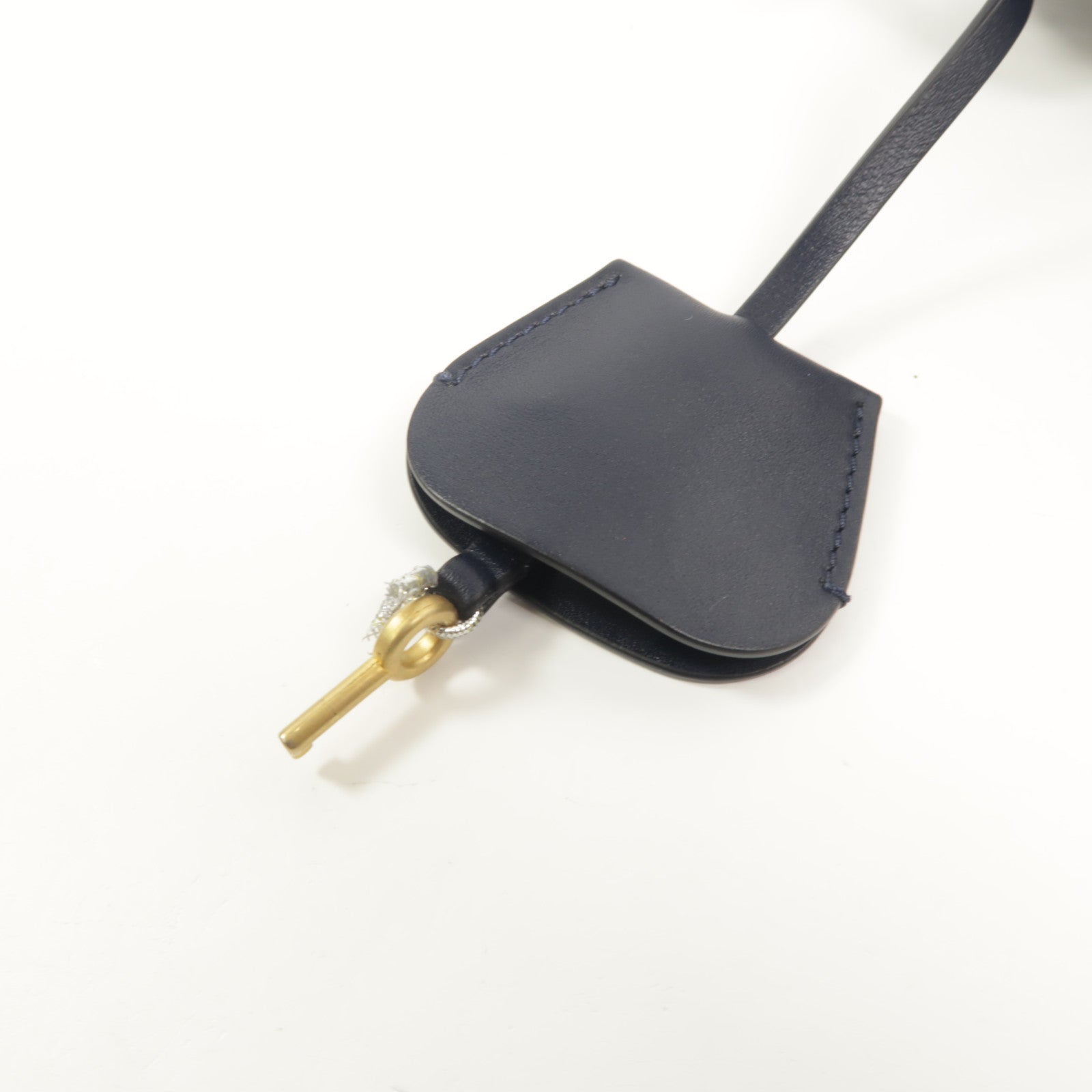 CHANEL 牛皮皮革Vanty Case Small鏈帶肩背袋