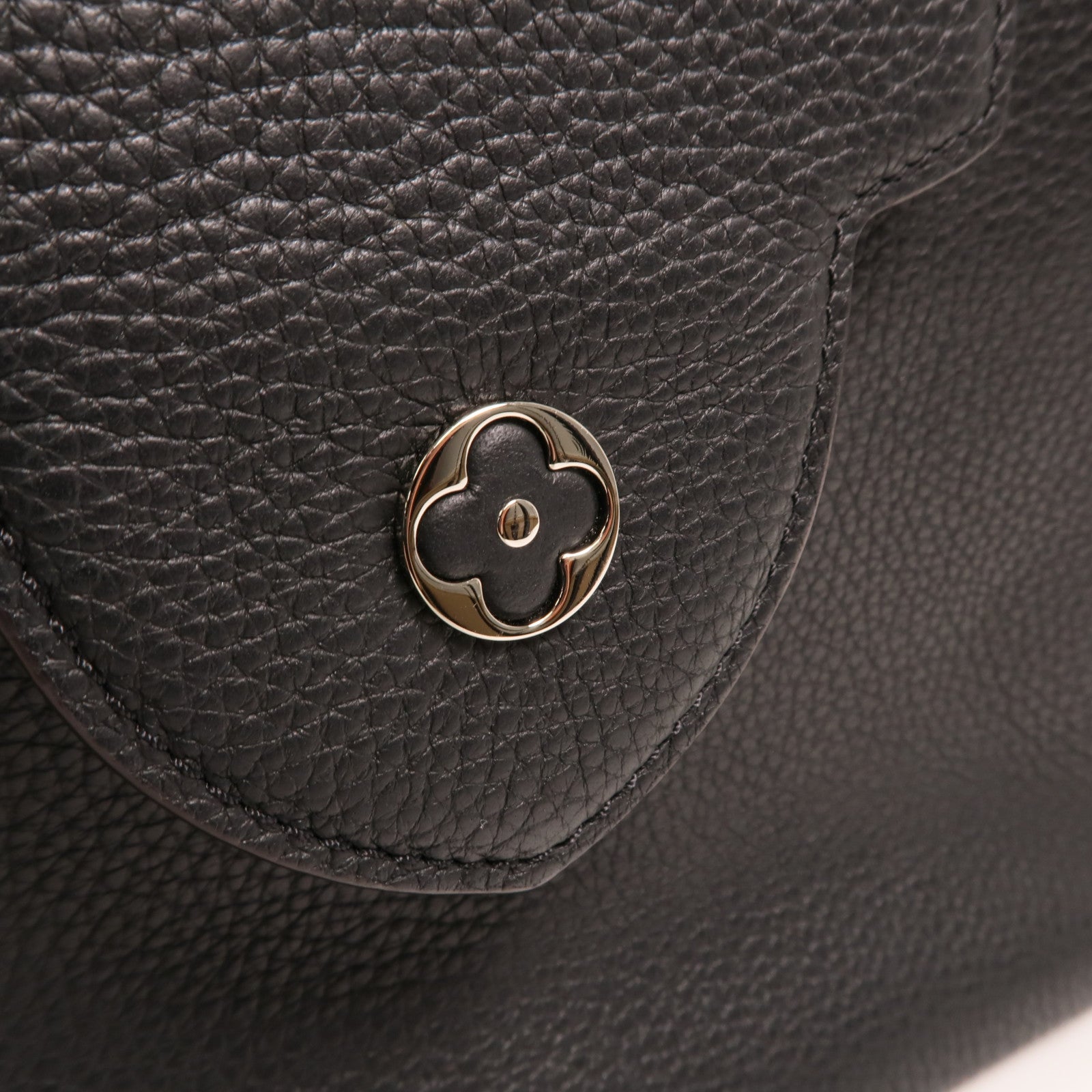 LOUIS VUITTON Taurillon/蛇皮皮革Capucines BB銀扣手挽肩背兩用袋