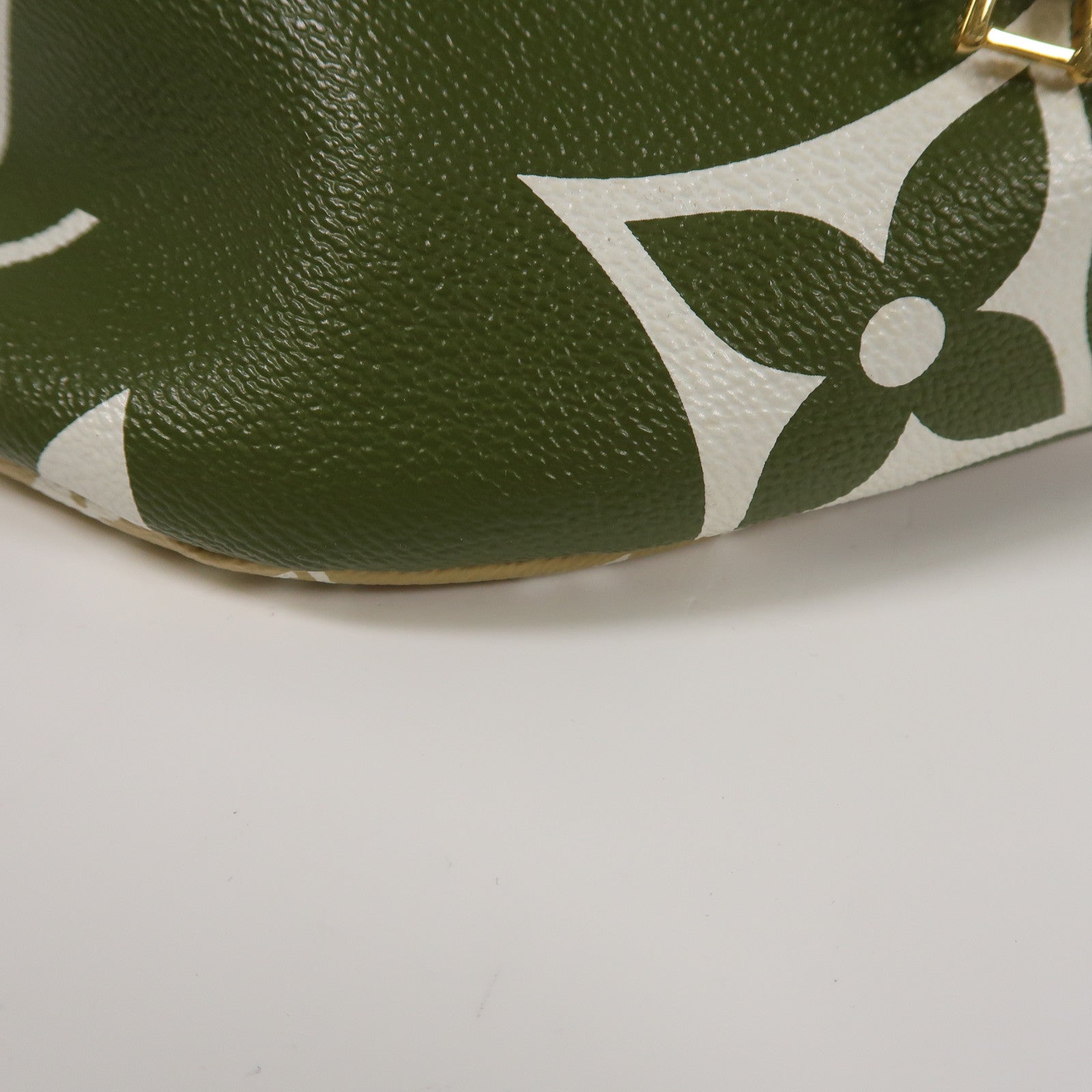 LOUIS VUITTON Monogram Bumbag金扣腰包綠色