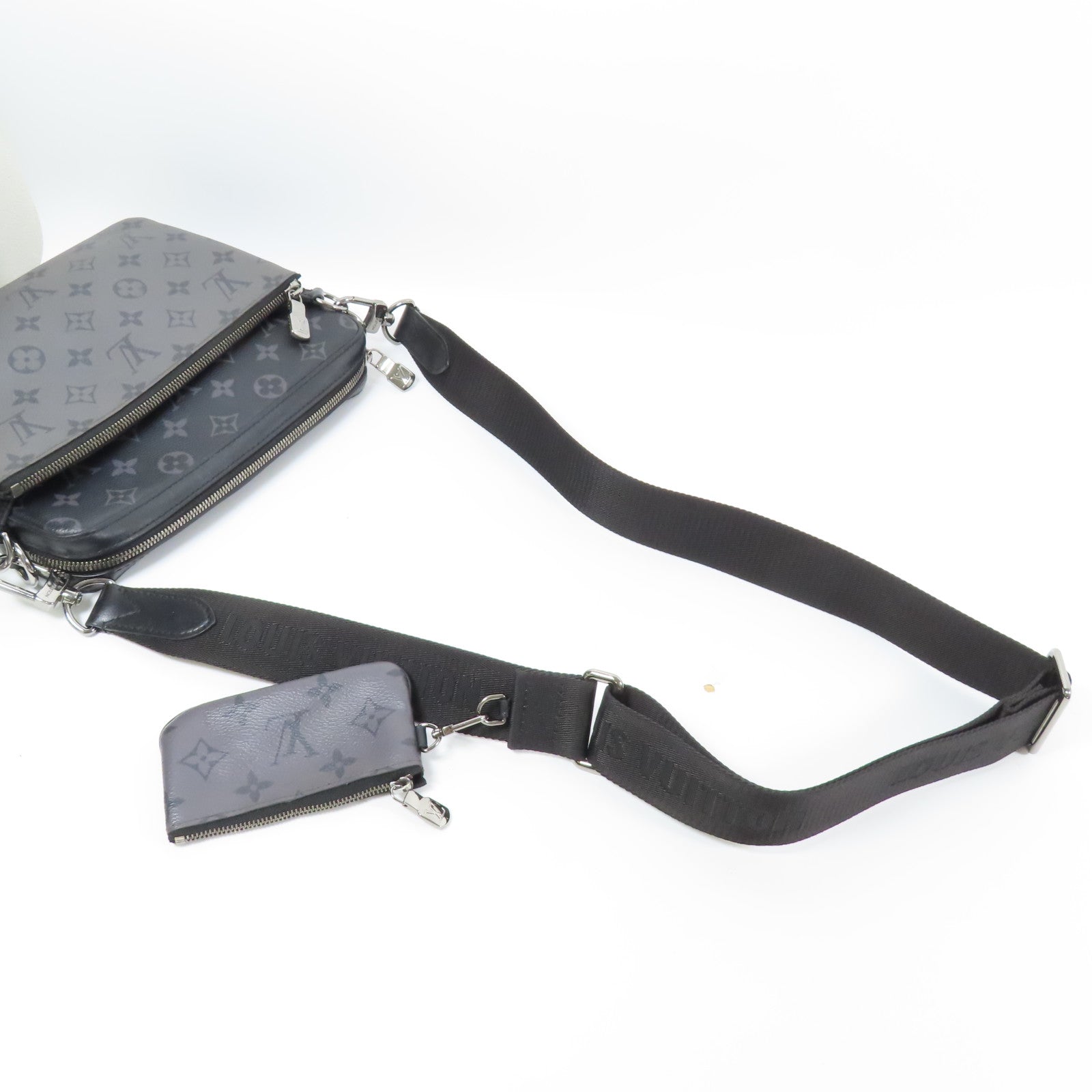 LOUIS VUITTON LV SHW Trio Messenger Shoulder Bag M69443 Monogram Eclipse Reverse