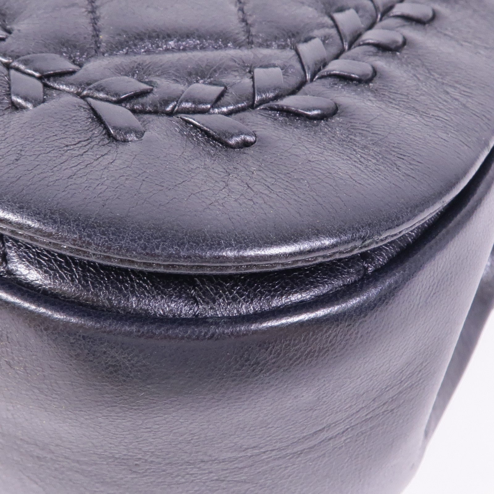 CHANEL 牛皮皮革Chain Shoulder金扣鏈帶肩背袋