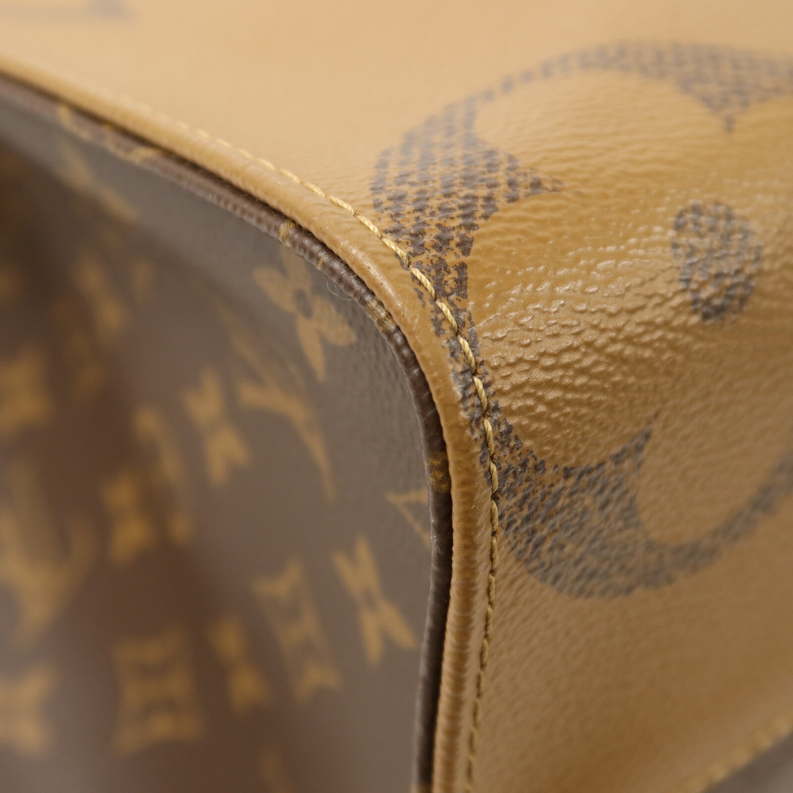 LOUIS VUITTON Monogram Giant/Monogram Reverse On The Go MM金扣手挽肩背兩用袋