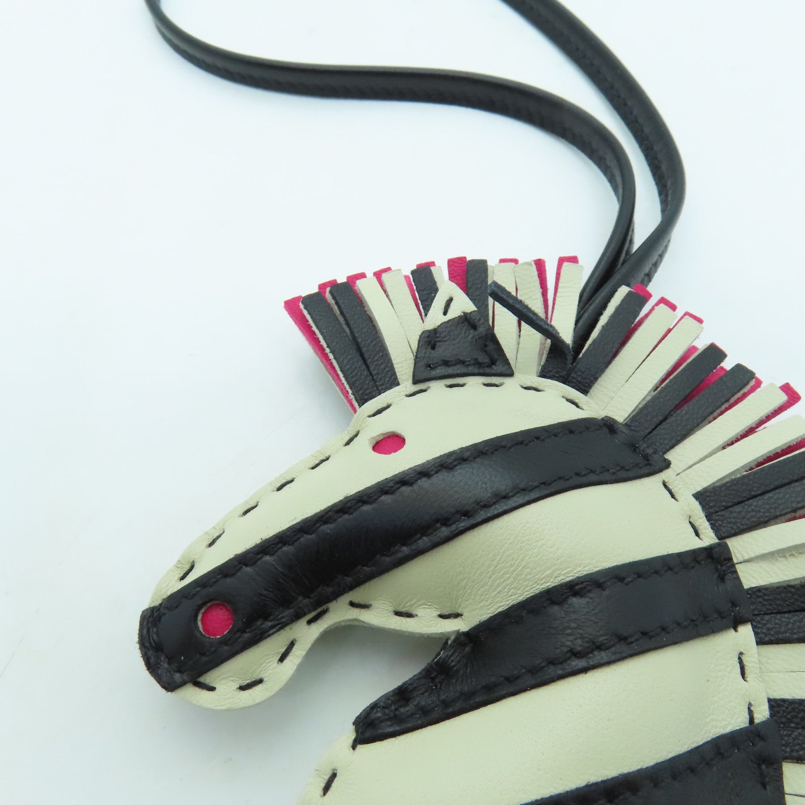 HERMES Milo Leather Geegee Savannah Charm Charm Black/White/Pink