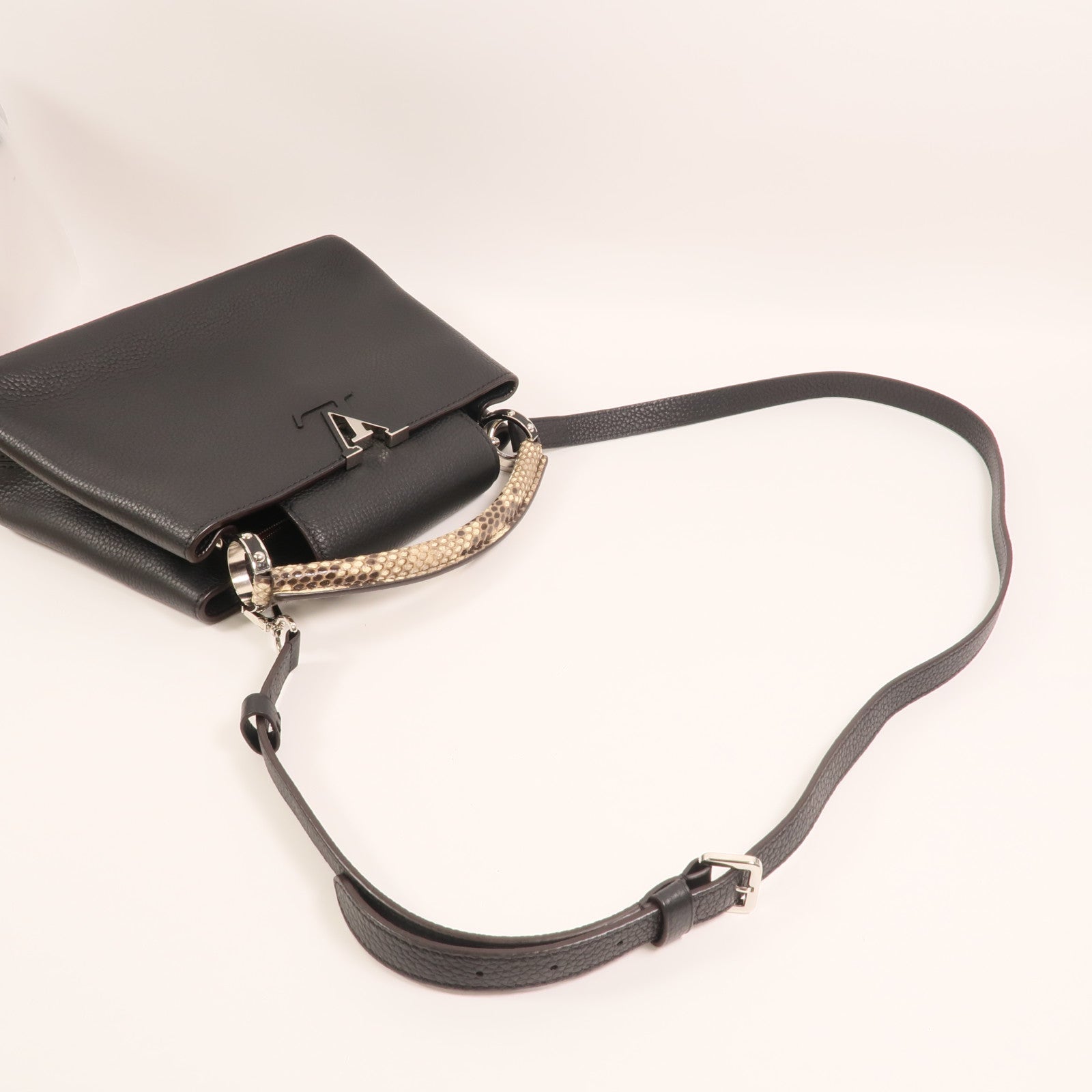 LOUIS VUITTON Taurillon/蛇皮皮革Capucines BB銀扣手挽肩背兩用袋