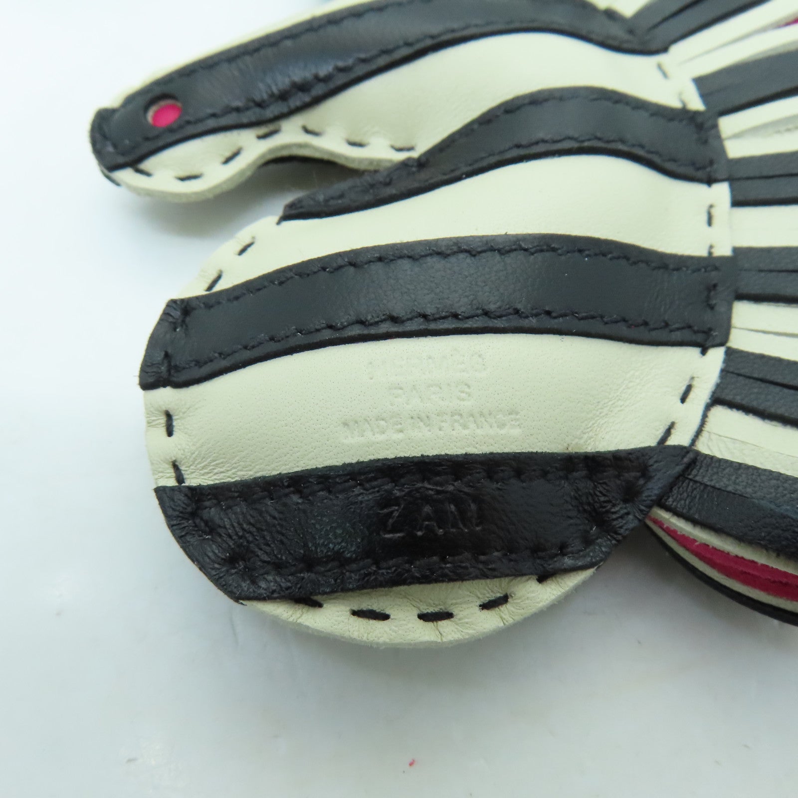 HERMES Milo Leather Geegee Savannah Charm Charm Black/White/Pink