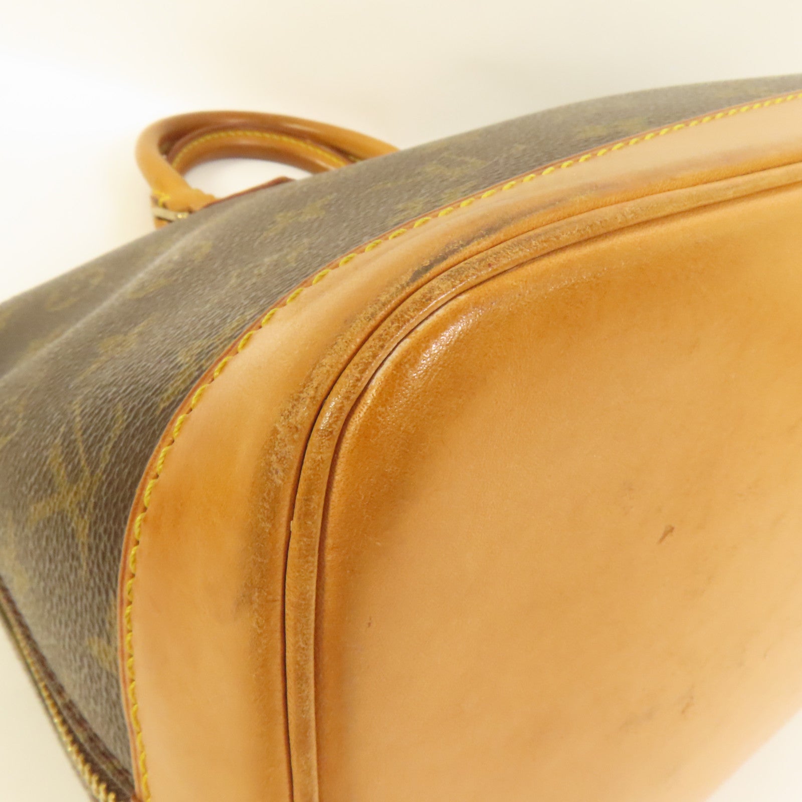 LOUIS VUITTON Monogram Alma金扣手挽袋棕色