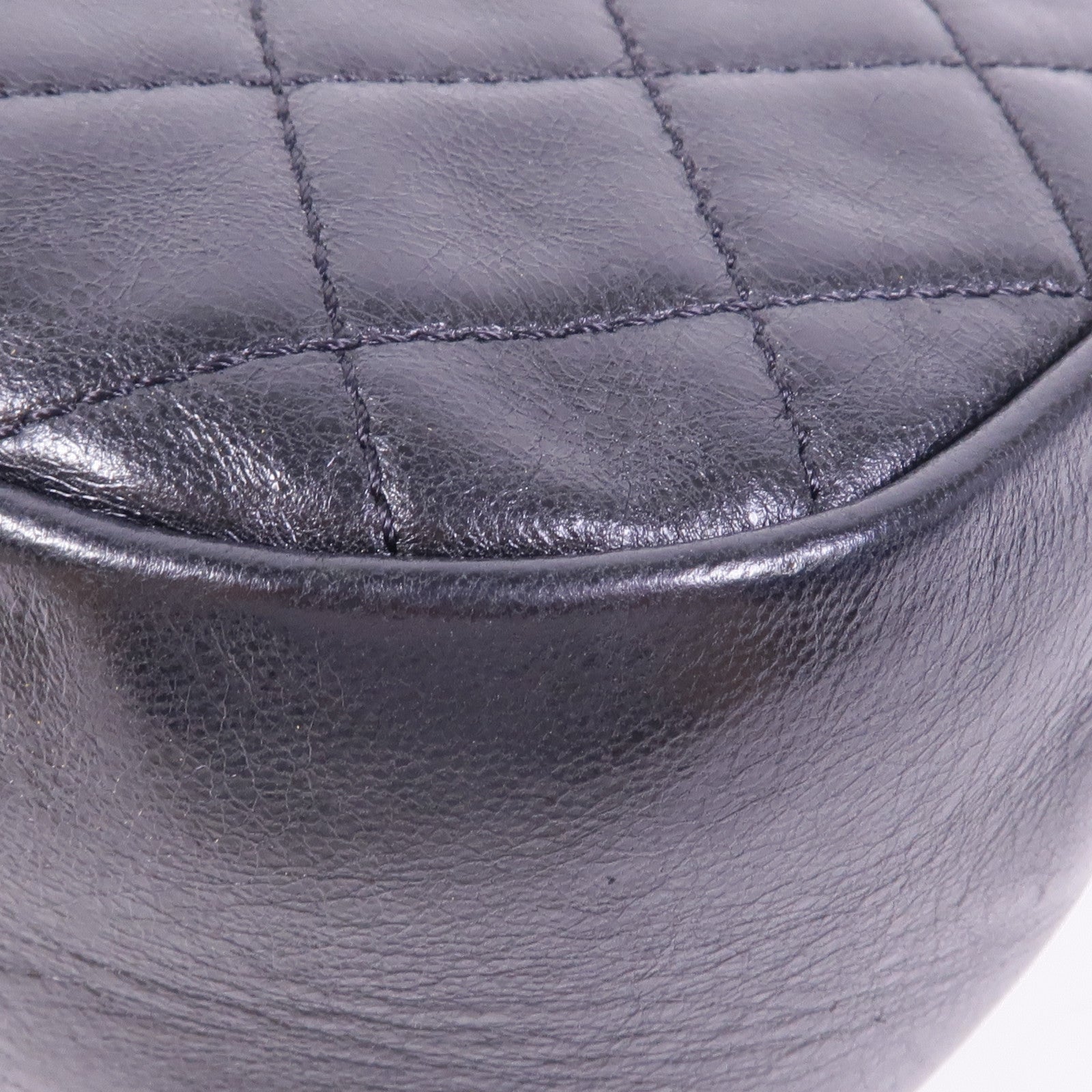 CHANEL 牛皮皮革Chain Shoulder金扣鏈帶肩背袋