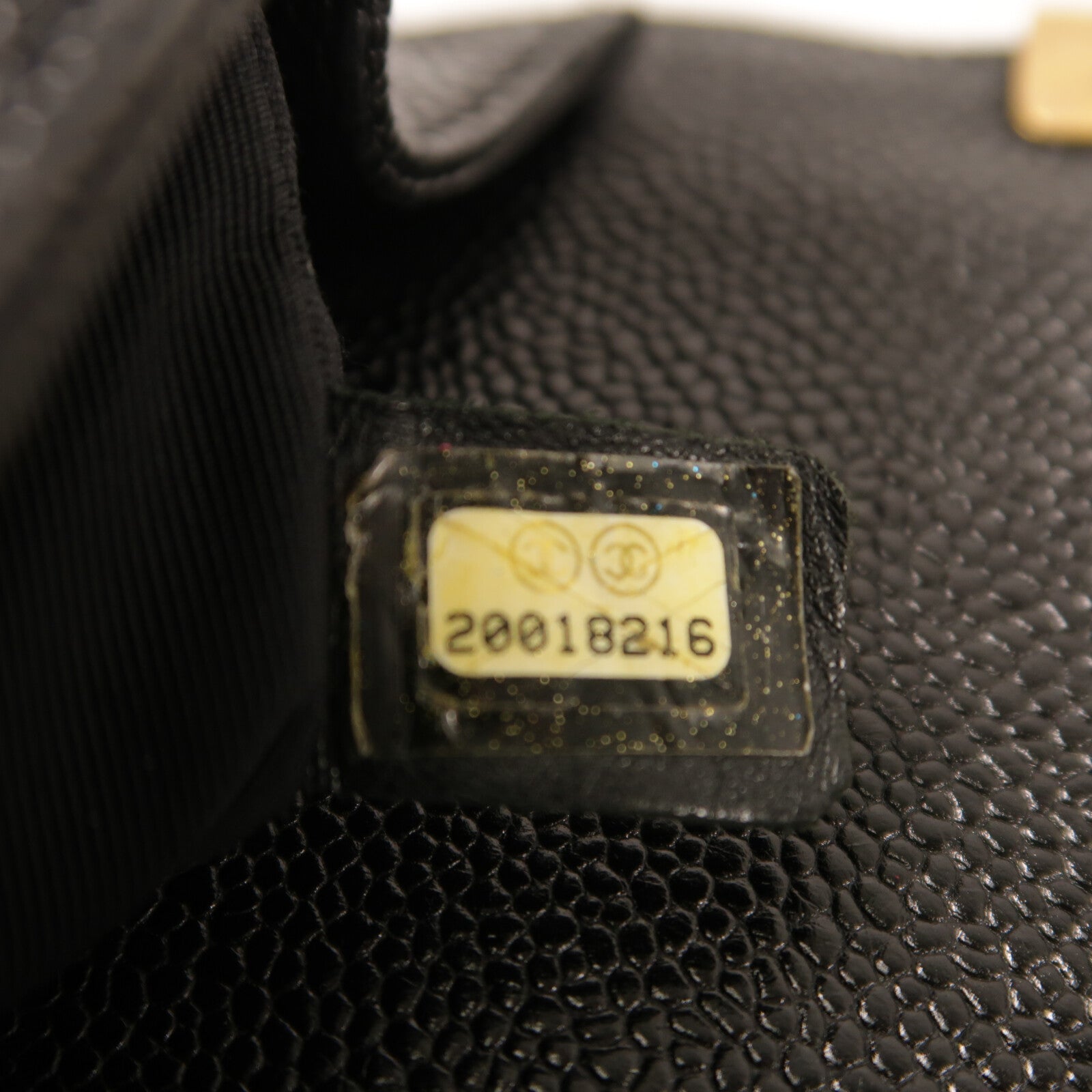 CHANEL 牛皮皮革Boy 25金扣肩背袋
