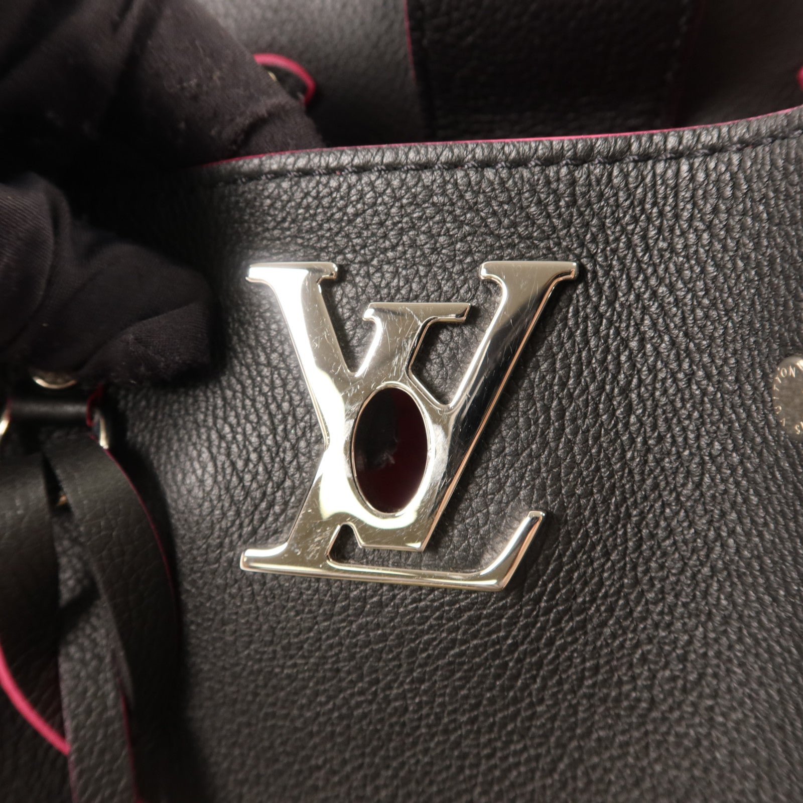 LOUIS VUITTON 牛皮皮革Lockme Bucket銀扣肩背袋