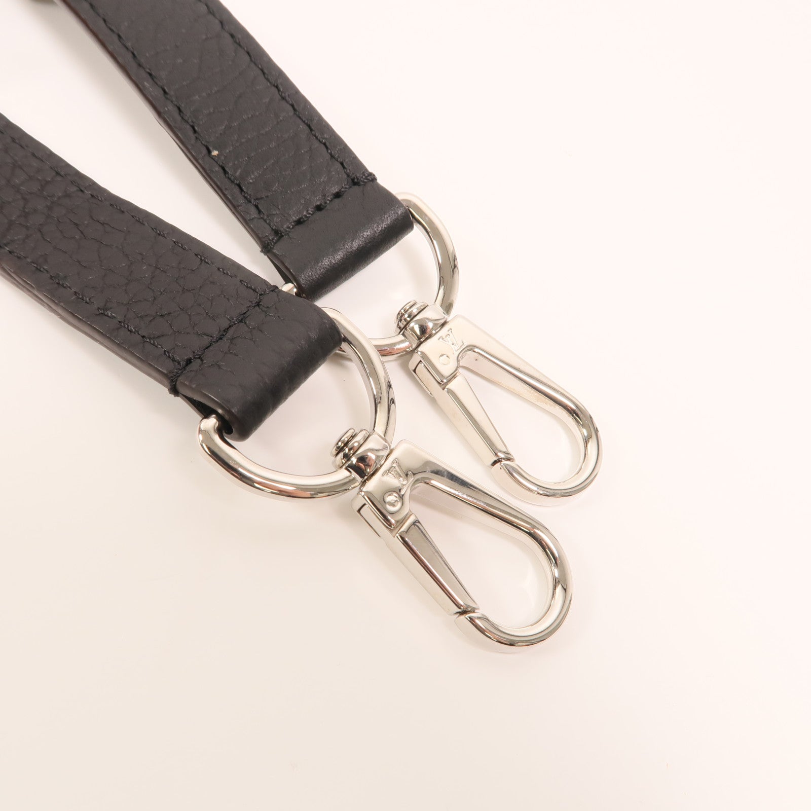 LOUIS VUITTON Taurillon/蛇皮皮革Capucines BB銀扣手挽肩背兩用袋