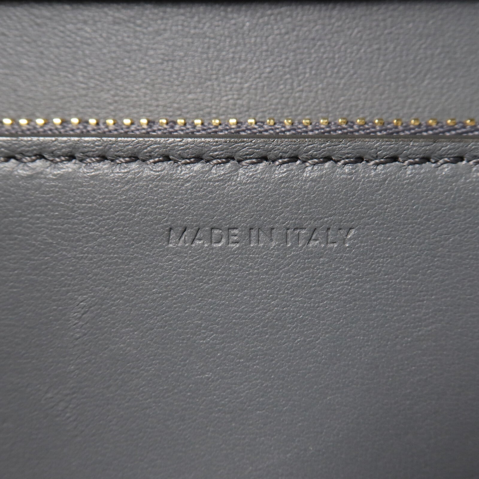 CELINE 牛皮皮革Classic Box Medium肩背袋