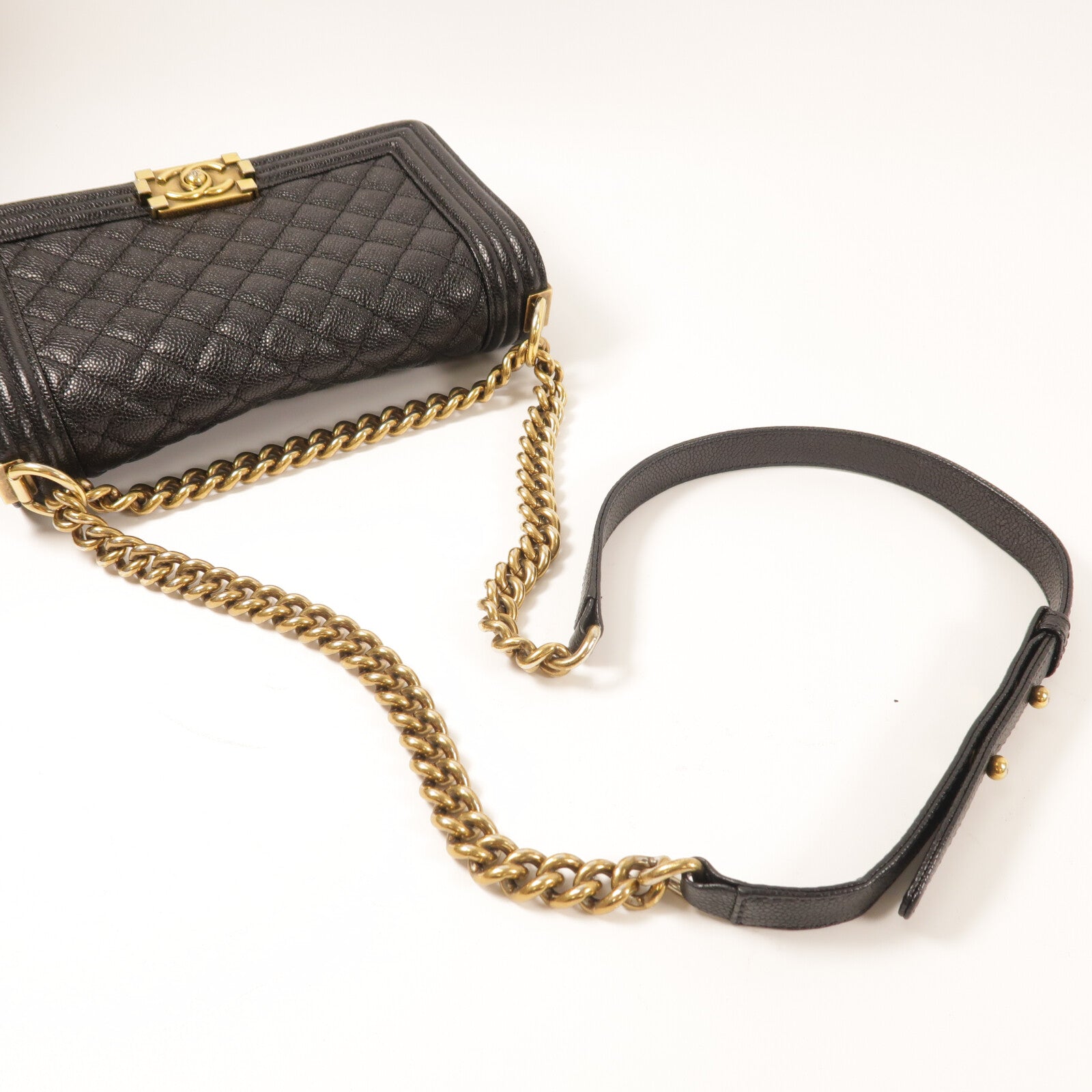 CHANEL 牛皮皮革Boy 25金扣肩背袋