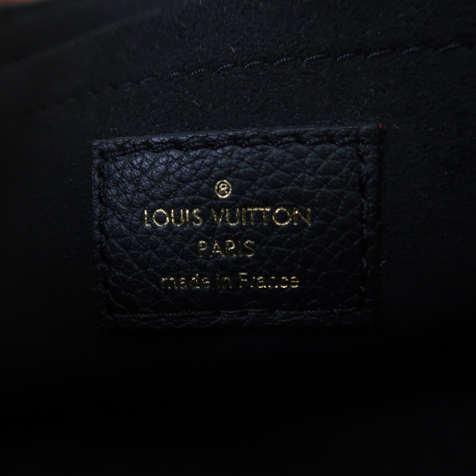 LOUIS VUITTON 牛皮皮革Lockme Tender金扣肩背袋黑色/粉紅色